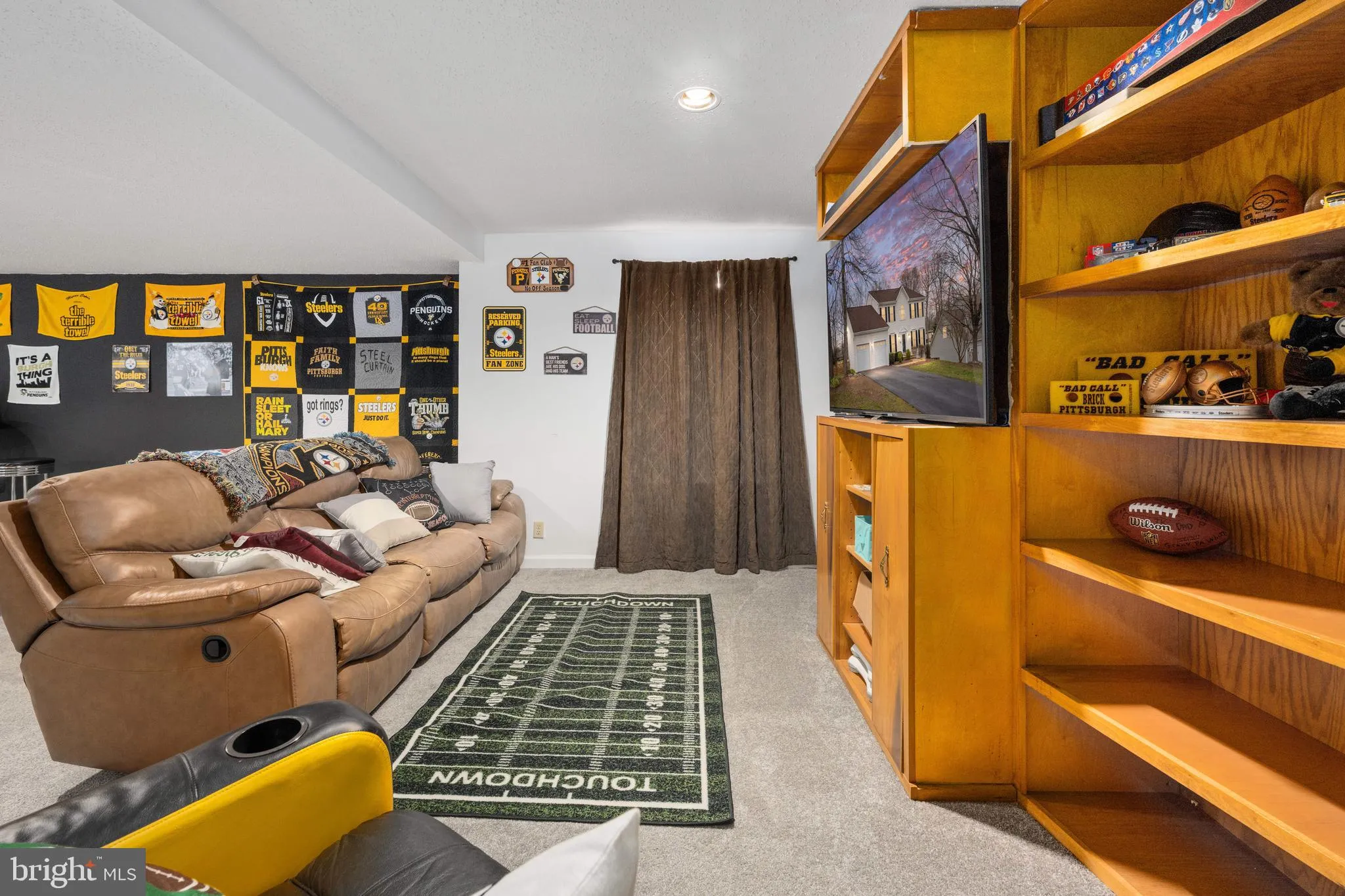 Fredericksburg, Virginia 22408, United States, 4 Bedrooms Bedrooms, ,4 BathroomsBathrooms,Residential,Active,96999