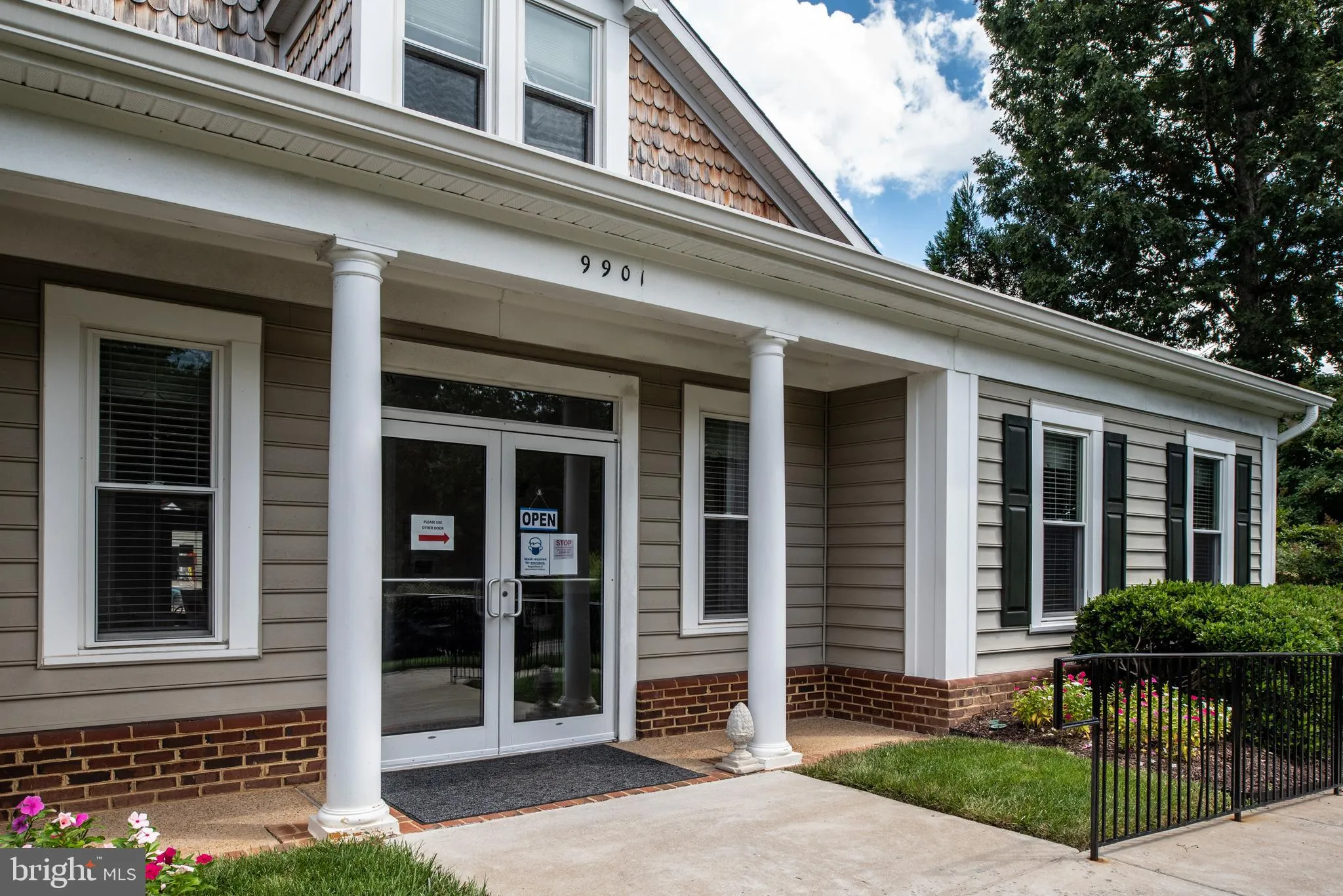 Fredericksburg, Virginia 22408, United States, 4 Bedrooms Bedrooms, ,4 BathroomsBathrooms,Residential,Active,96999