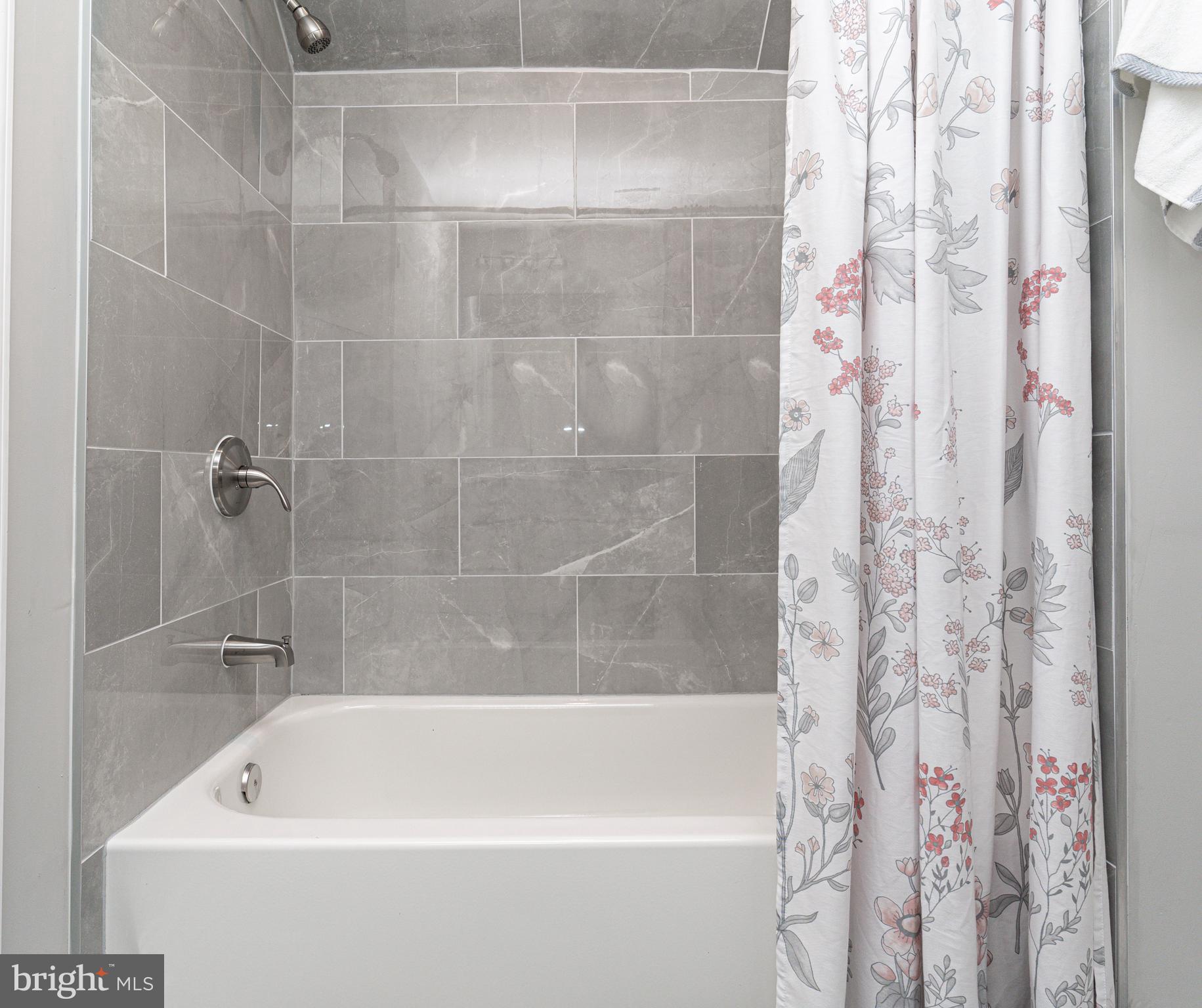 WALTHERSON - Residential