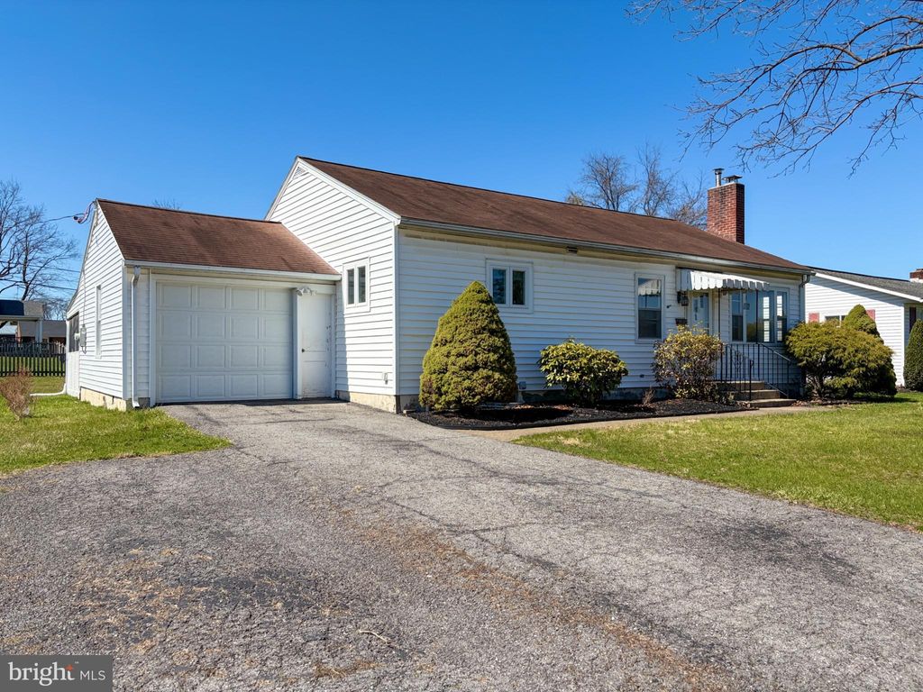 Photo of 621 Matlack Avenue, LEWISBURG, PA 17837 (MLS # PAUN2000798)