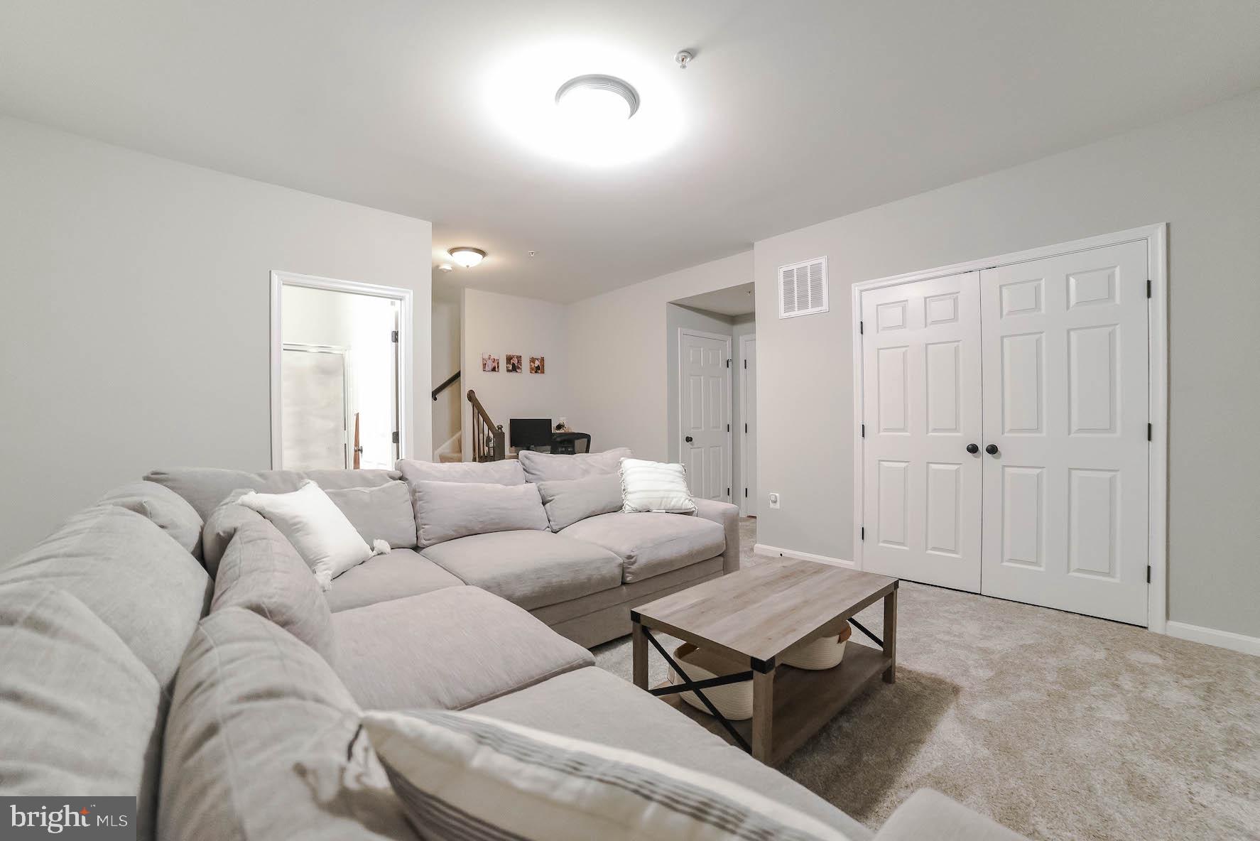 CLARK'S REST - Residential