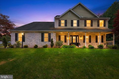 Photo of 348 Garey Road, DOUGLASSVILLE, PA 19518 (MLS # PABK2070358)
