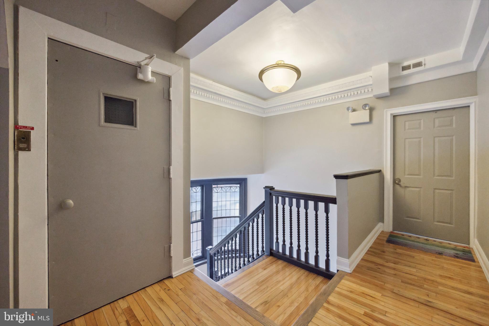 RITTENHOUSE SQUARE - Commercial Sale