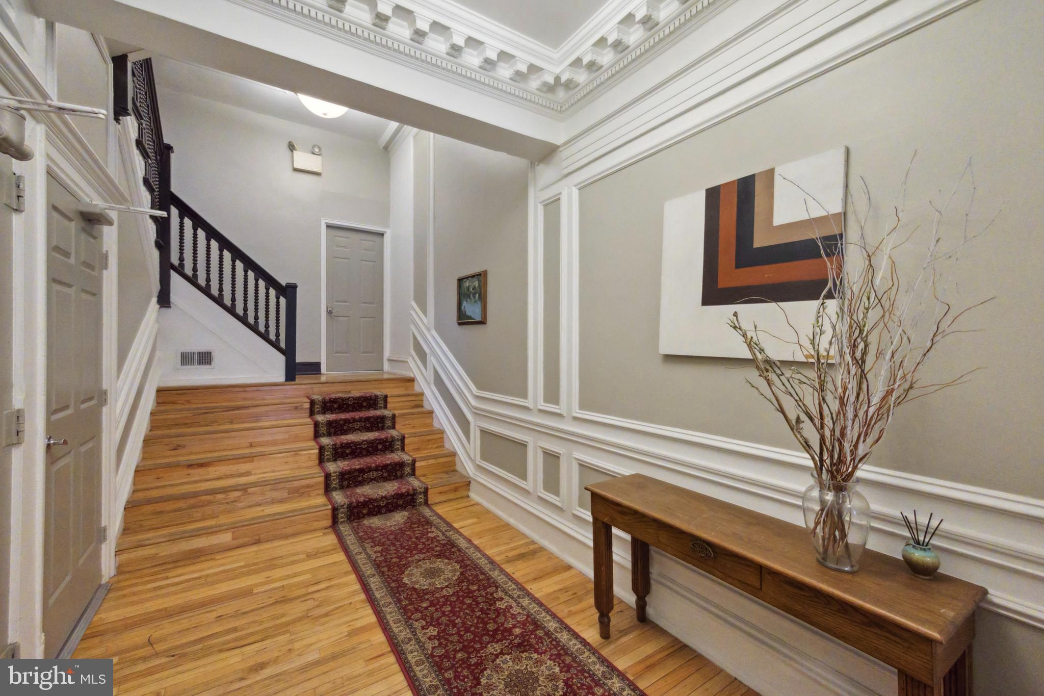 RITTENHOUSE SQUARE - Commercial Sale