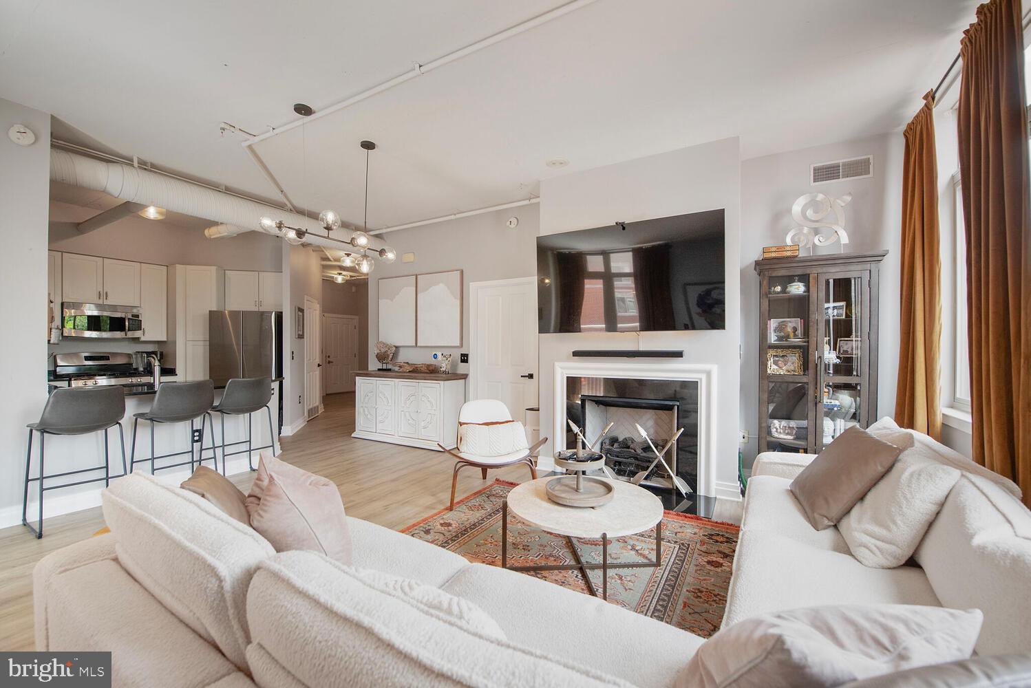 4480 MARKET COMMONS DRIVE 215