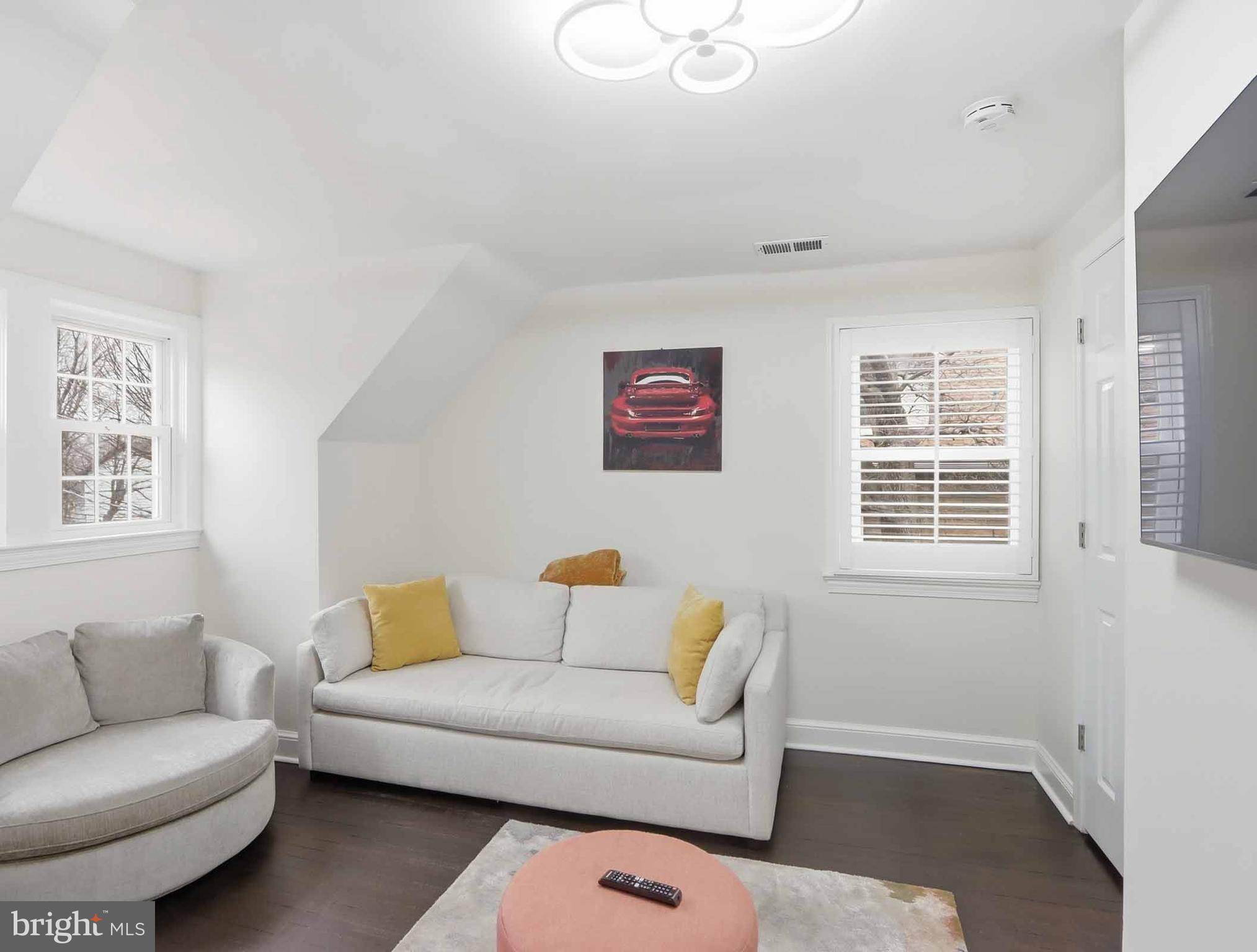 TAKOMA PARK - Residential