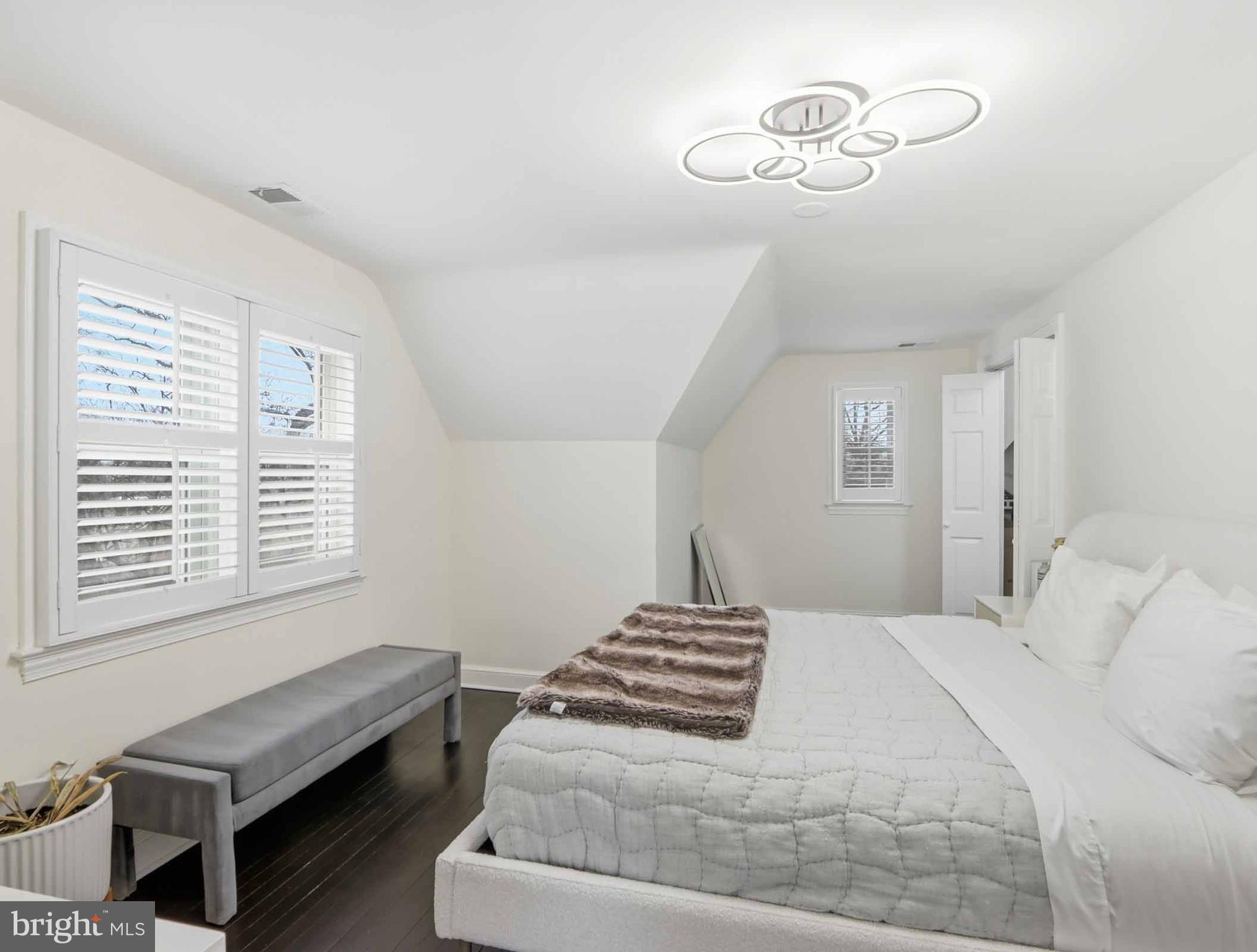 TAKOMA PARK - Residential