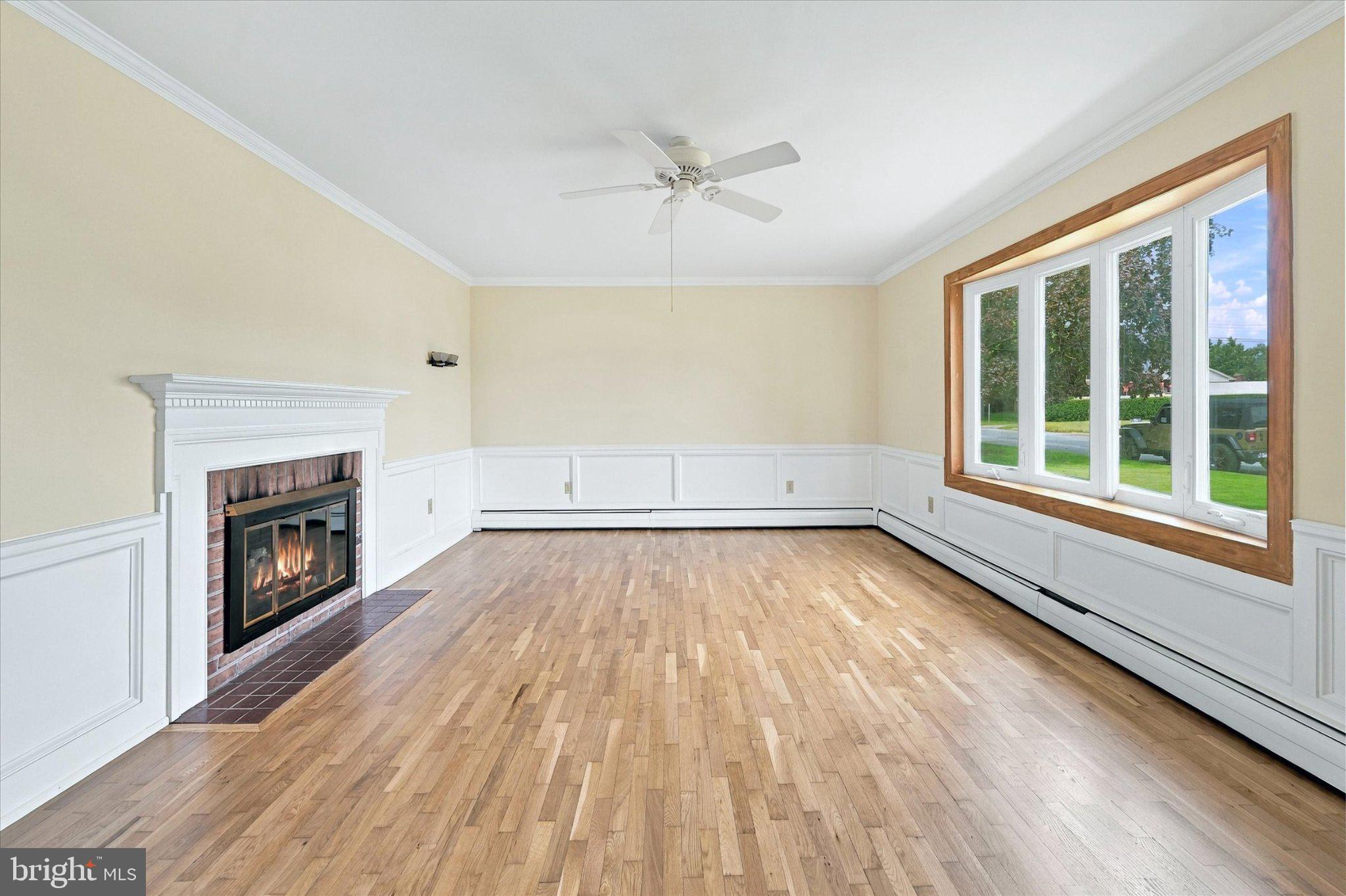 321 TYLER LANE