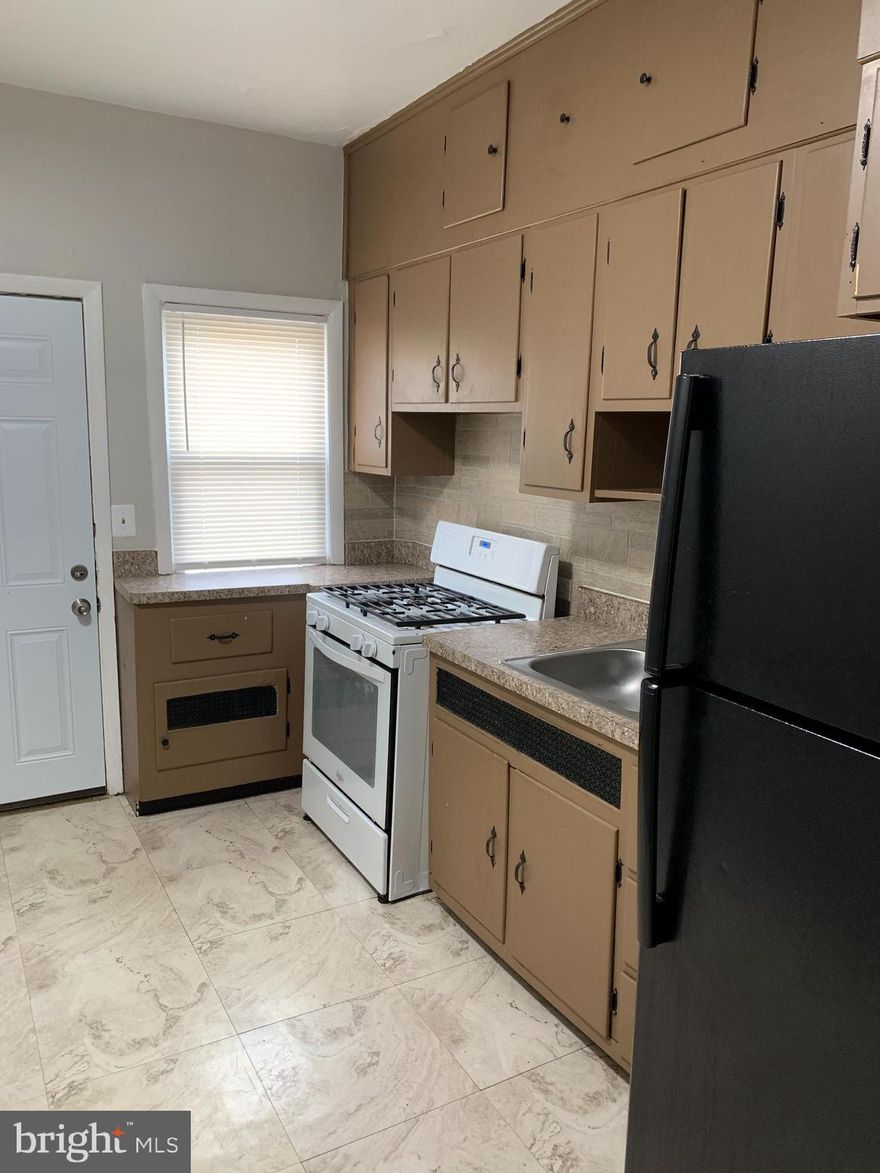 AFFORDABLE AND CONVENIENT IN ONE PACKAGE! WHY RENT WHEN YOU CAN BUY AND PAY LESS MONTHLY FEES. This 3 bedroom townhome is move-in ready. Newly renovated with Fresh Paint and Brand New Carpeting, fenced backyard. Best of all, this property qualifies for a special 5.75% mortgage program—a rare financing opportunity that makes this high-quality home even more affordable. Ask Listing Agent for details. Don’t miss the opportunity to make this charming townhouse your own!