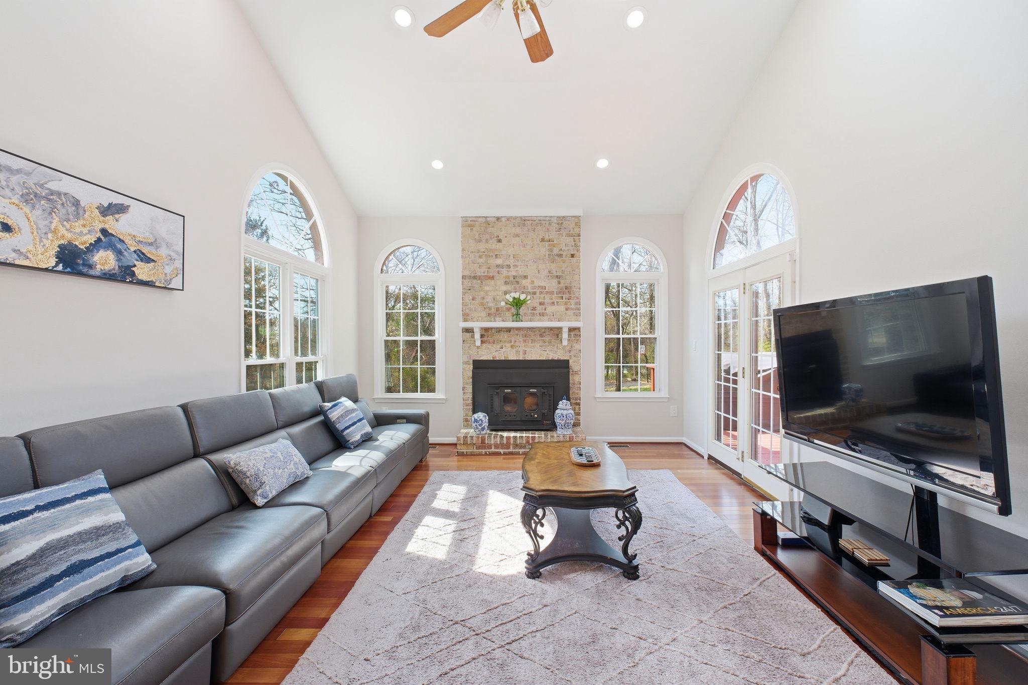 SHAKER WOODS - Residential