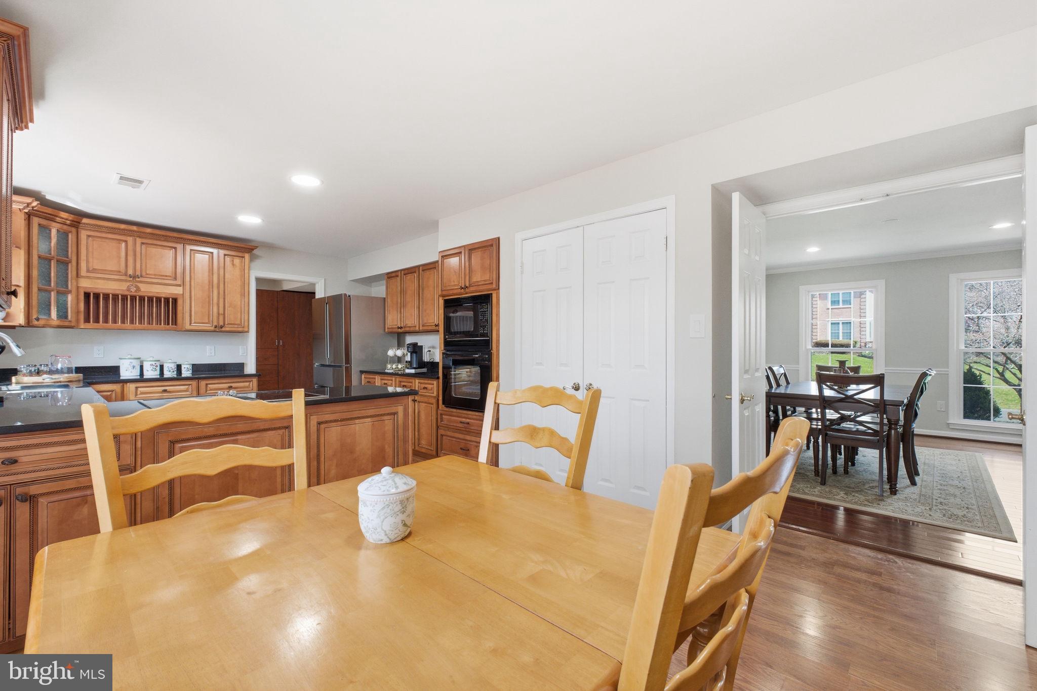 SHAKER WOODS - Residential