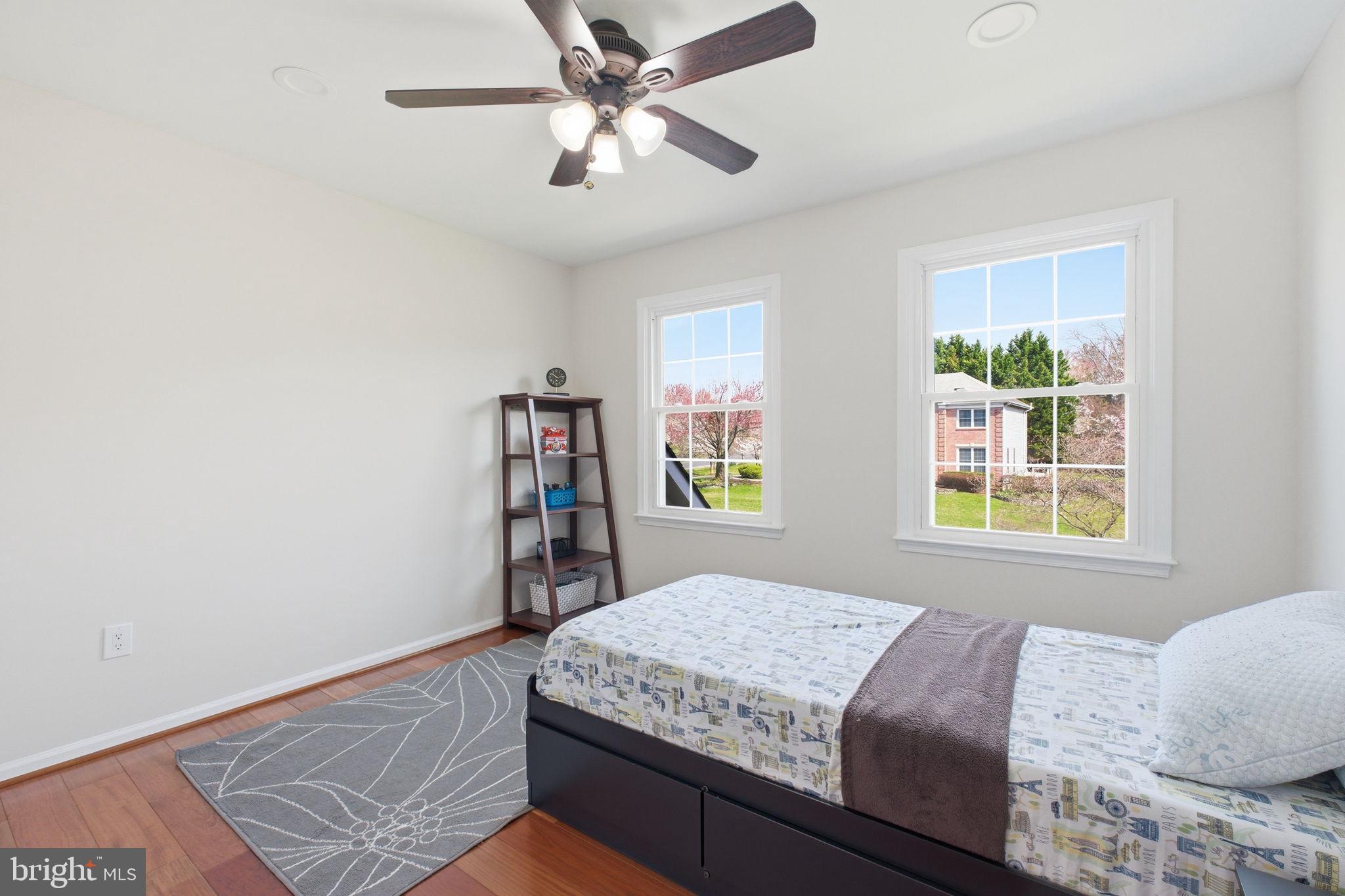 SHAKER WOODS - Residential