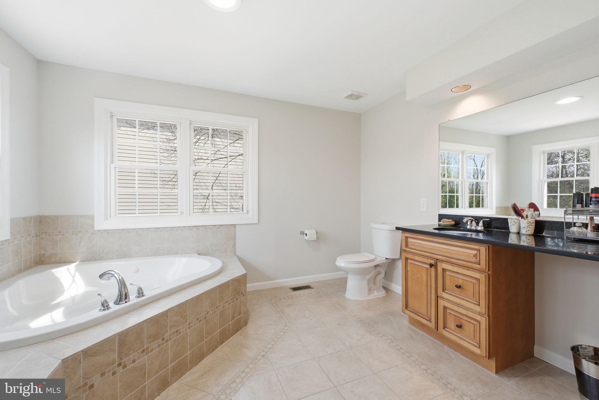 SHAKER WOODS - Residential