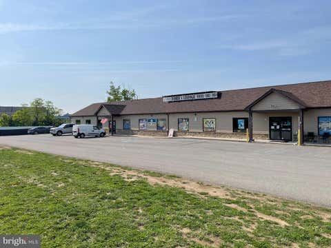 Photo of 4922 Williamsport Pike, MARTINSBURG, WV 25404 (MLS # WVBE2052220)