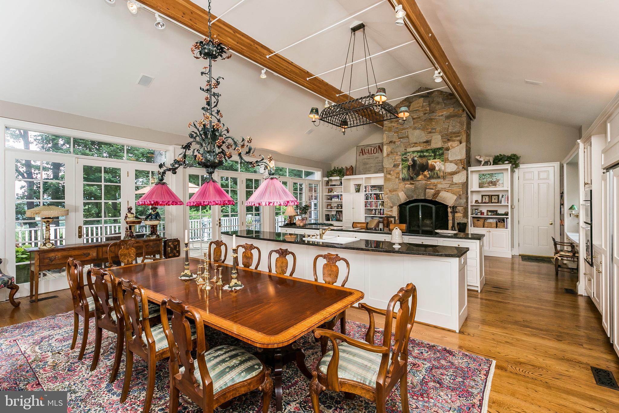 ANTON NORTH - Residential