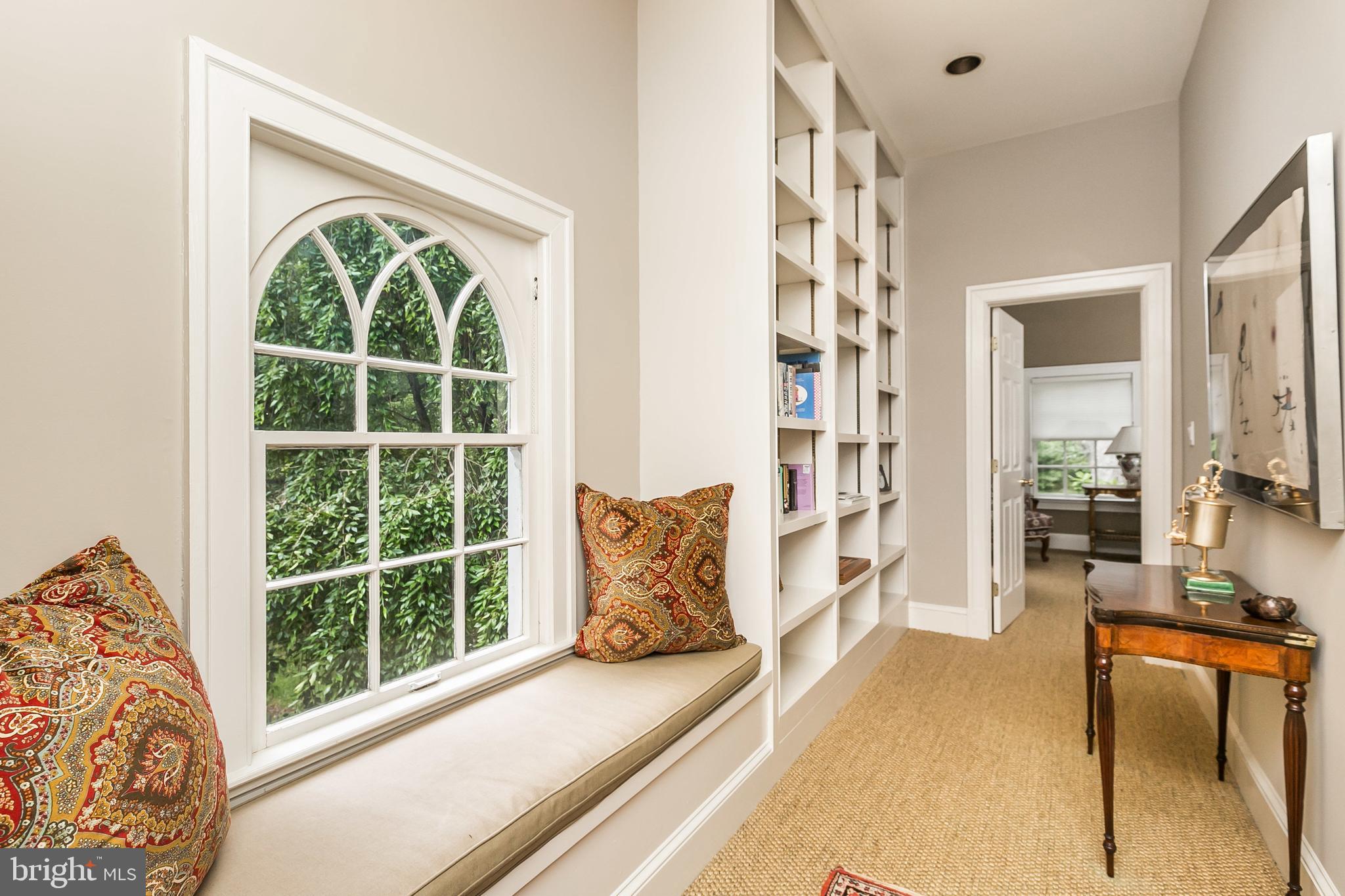 ANTON NORTH - Residential