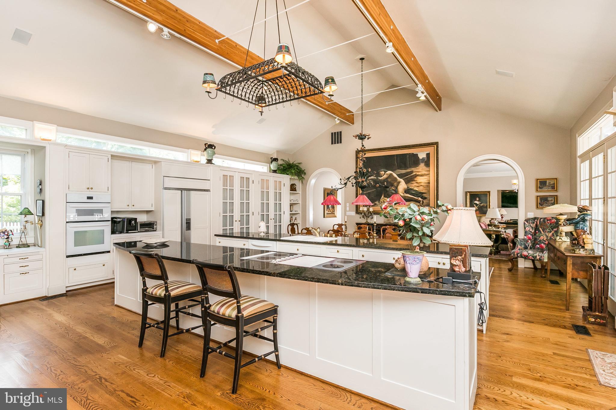 ANTON NORTH - Residential