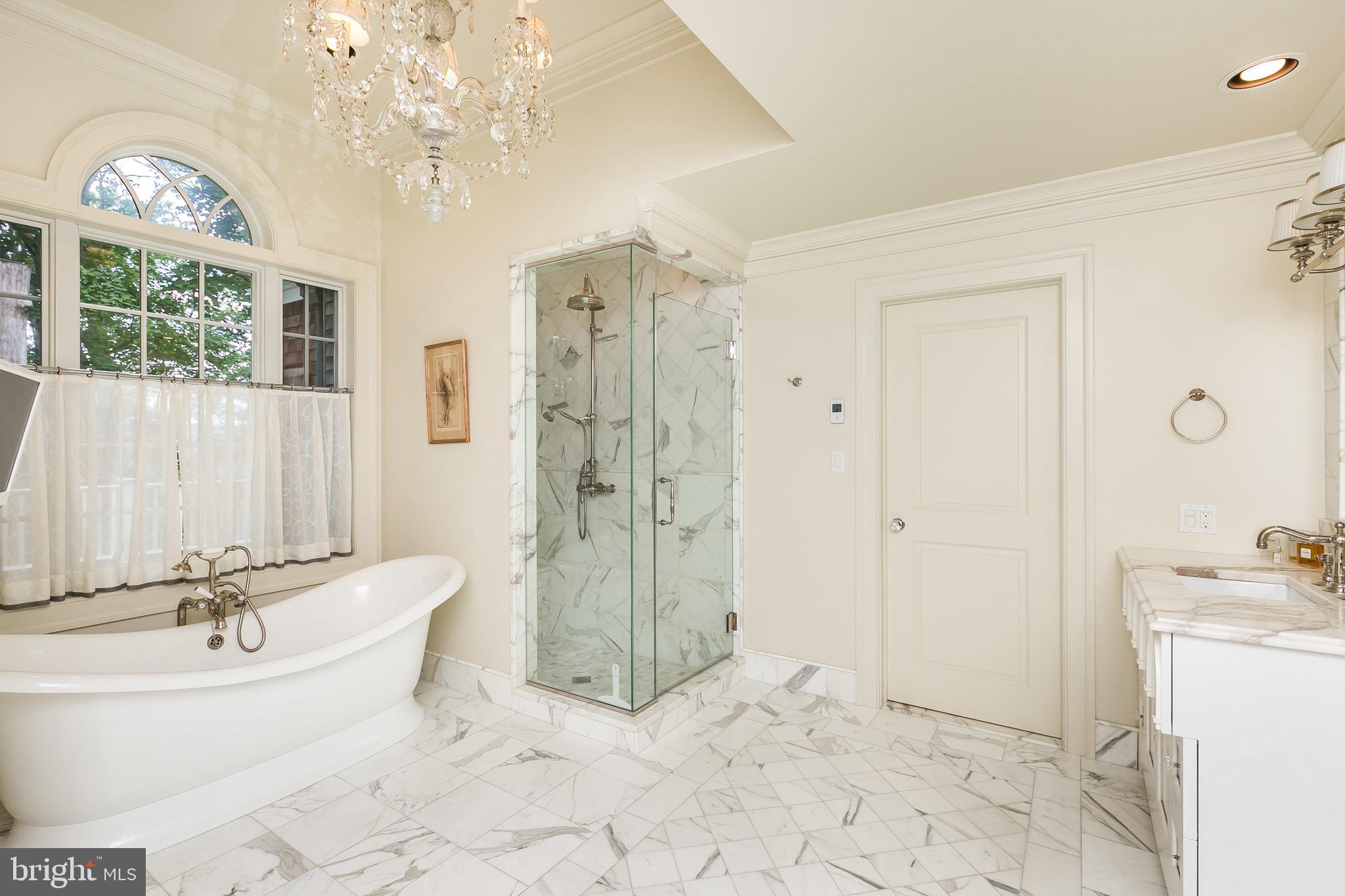 ANTON NORTH - Residential