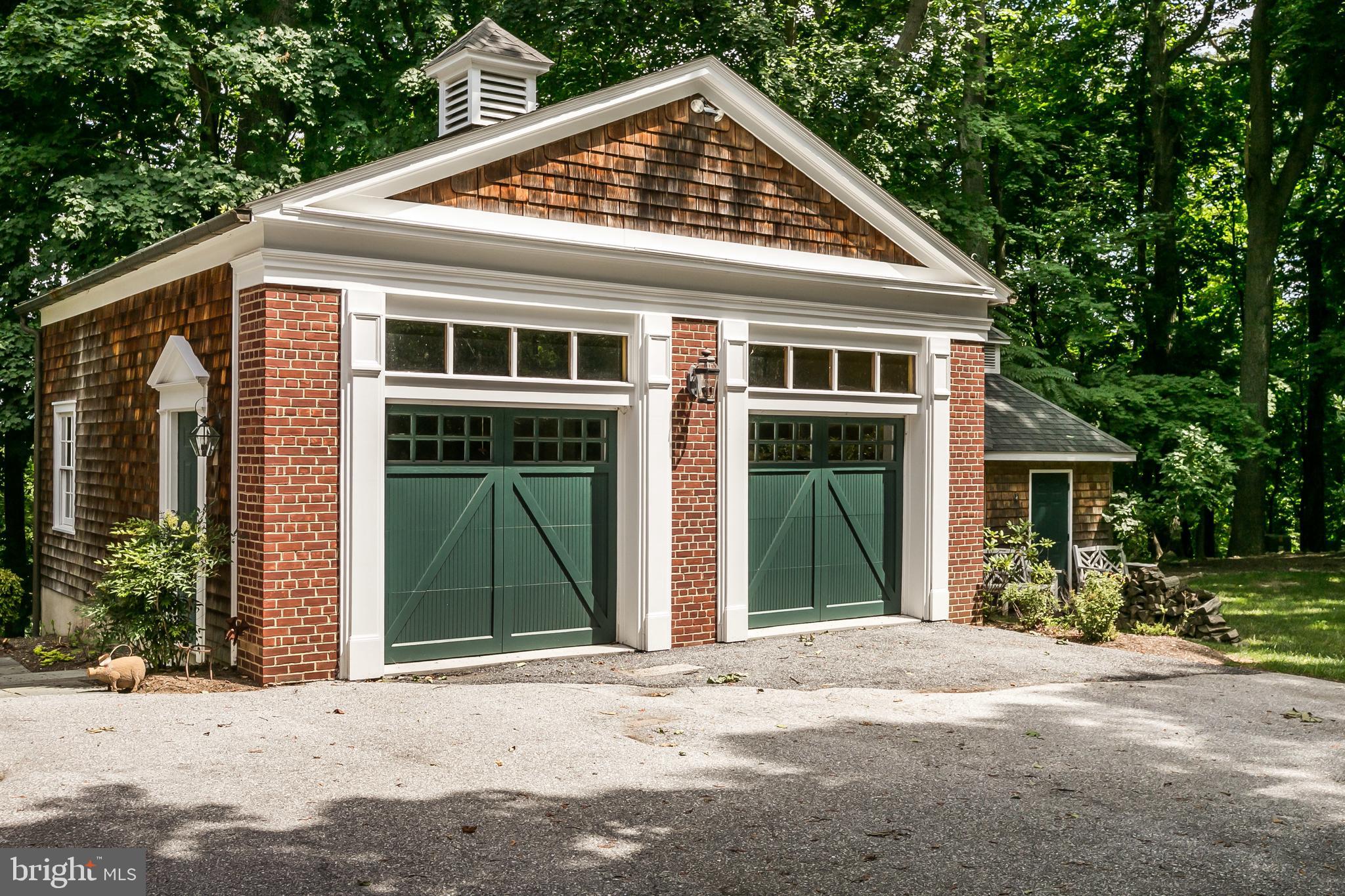 ANTON NORTH - Residential