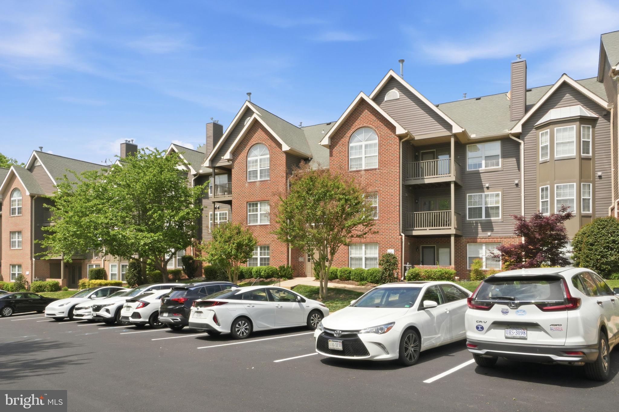 FAIRMONT - Residential