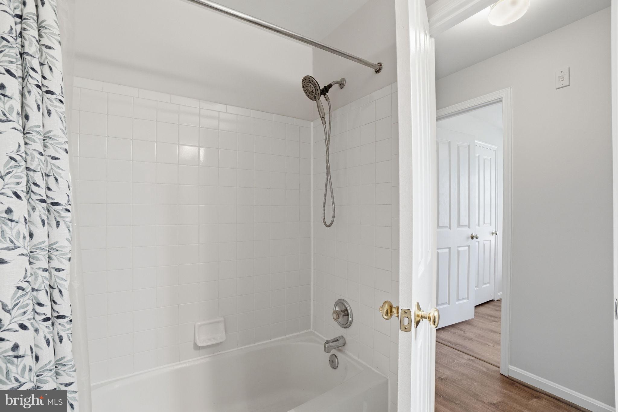 FAIRMONT - Residential