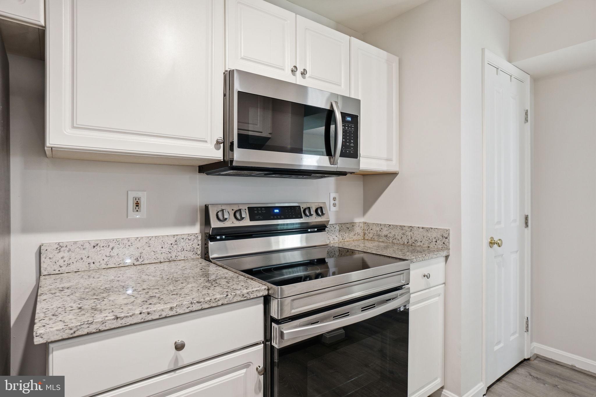 FAIRMONT - Residential