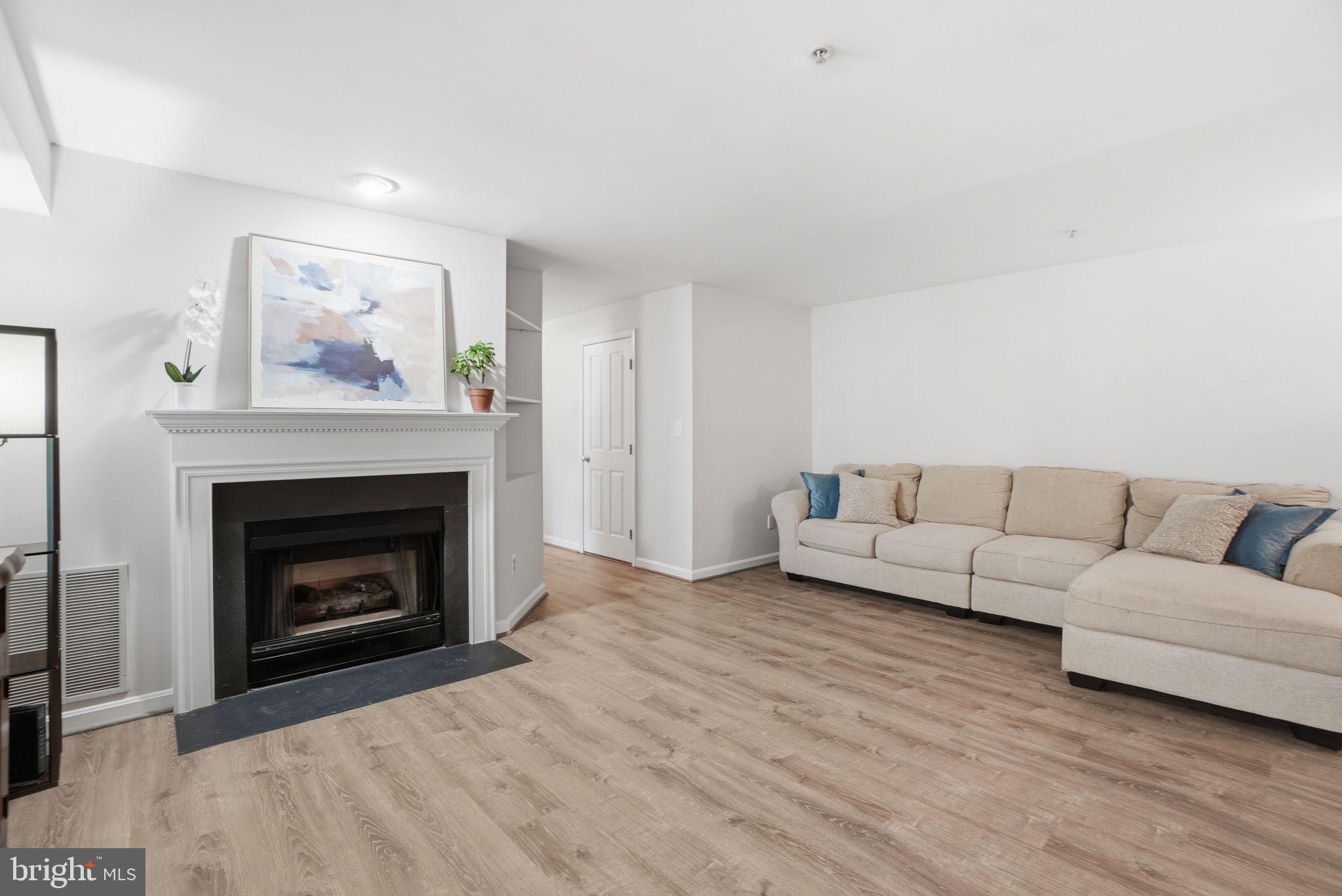 FAIRMONT - Residential