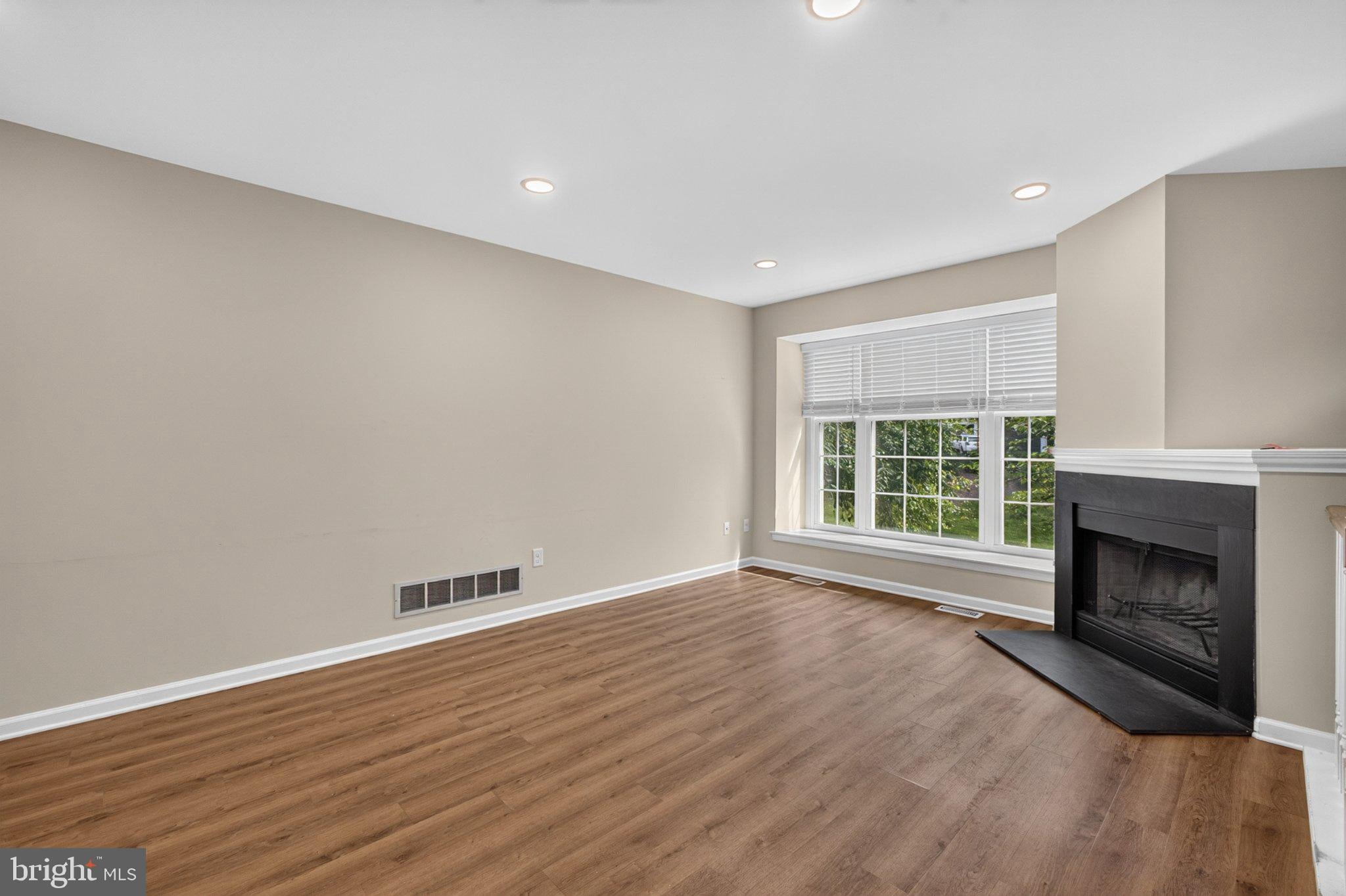 303 DRIFTWOOD LANE