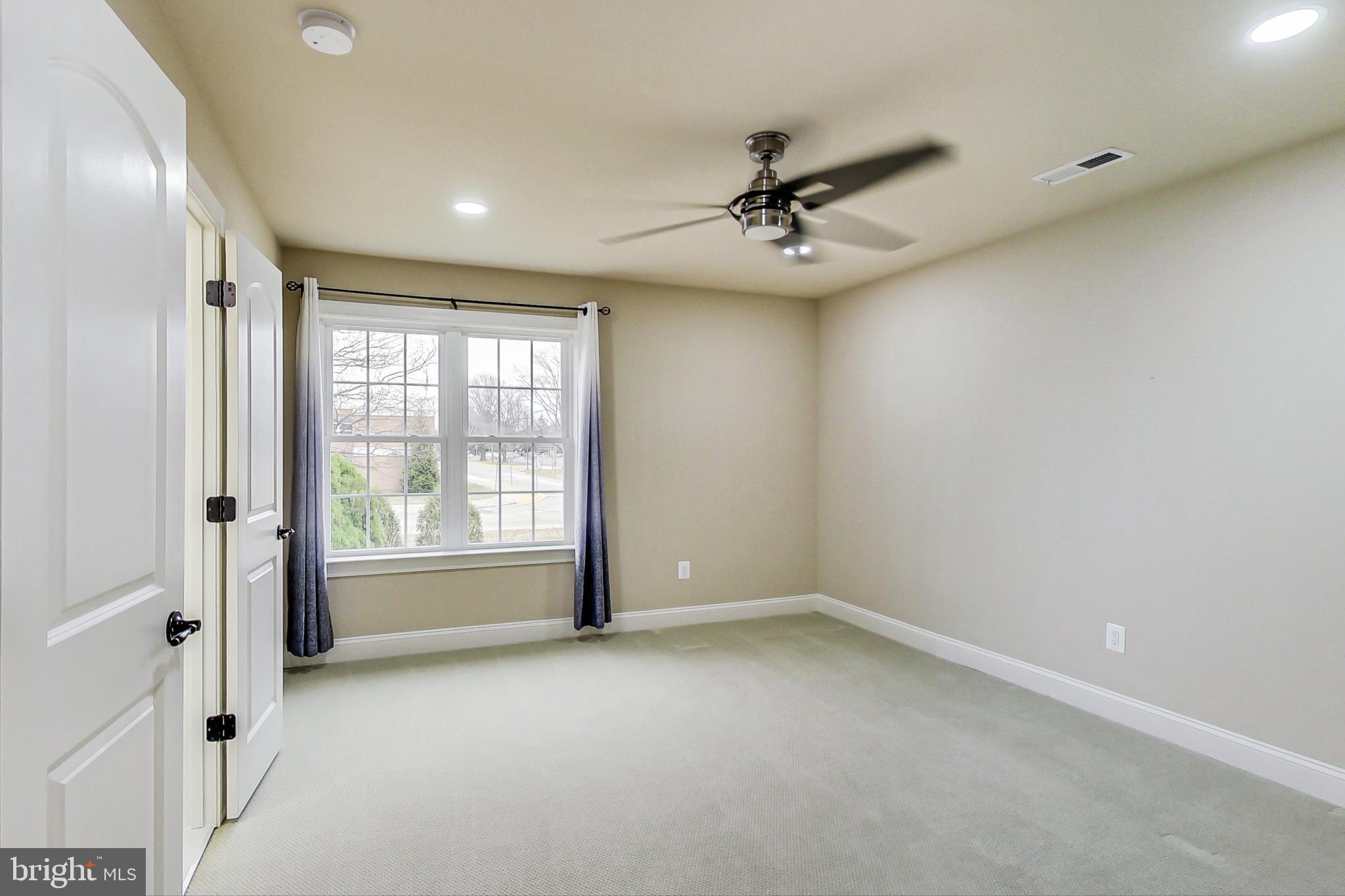 FRANCONIA - Residential