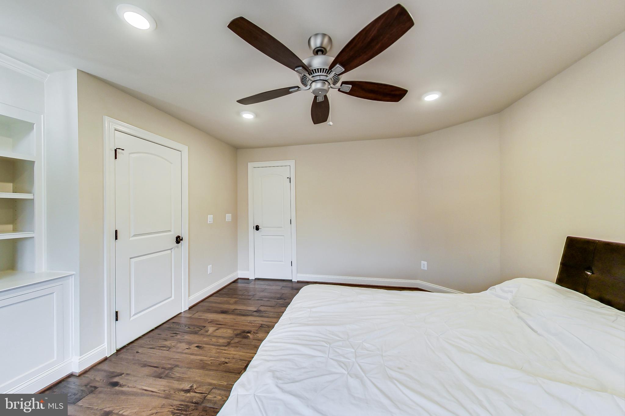 FRANCONIA - Residential