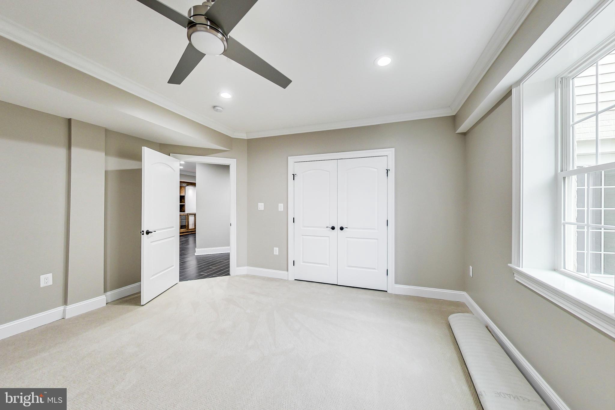 FRANCONIA - Residential