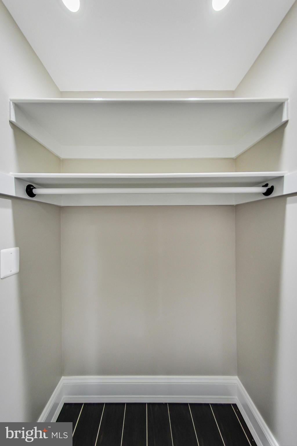 FRANCONIA - Residential