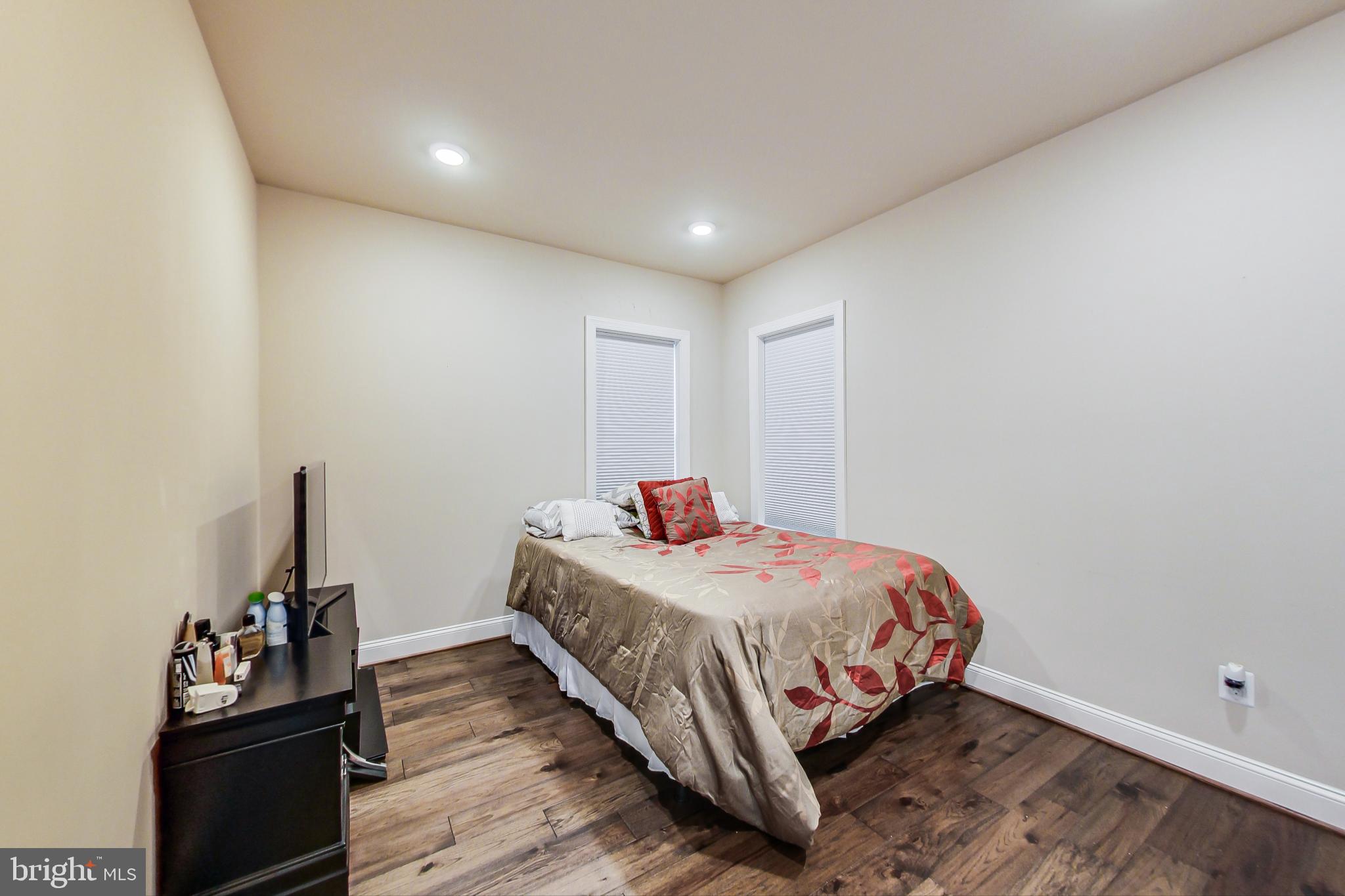 FRANCONIA - Residential