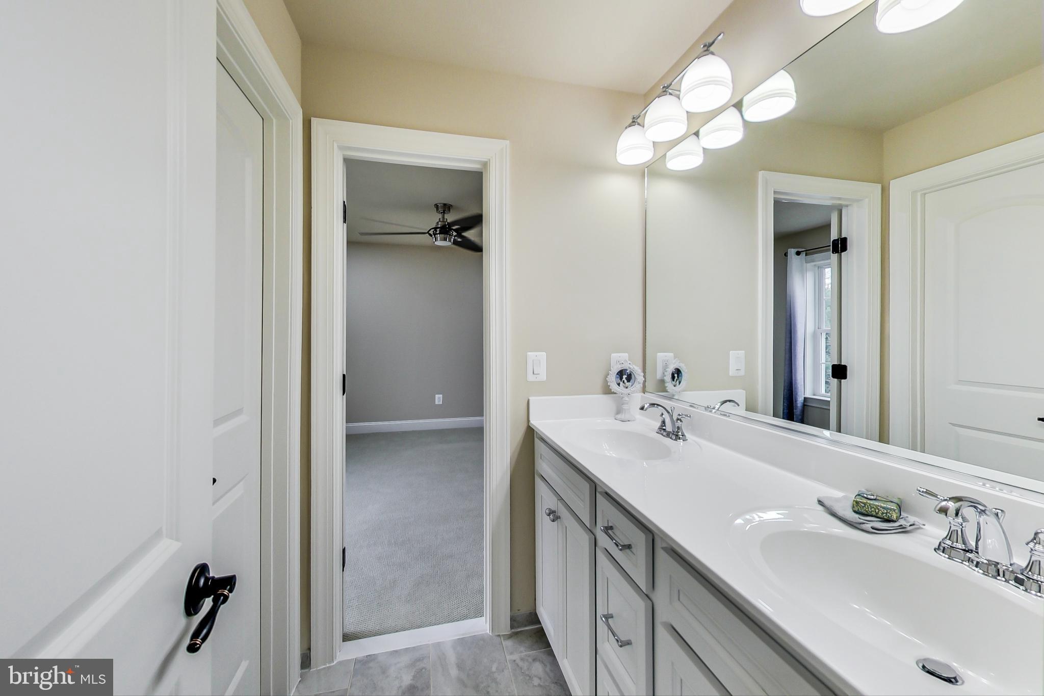 FRANCONIA - Residential