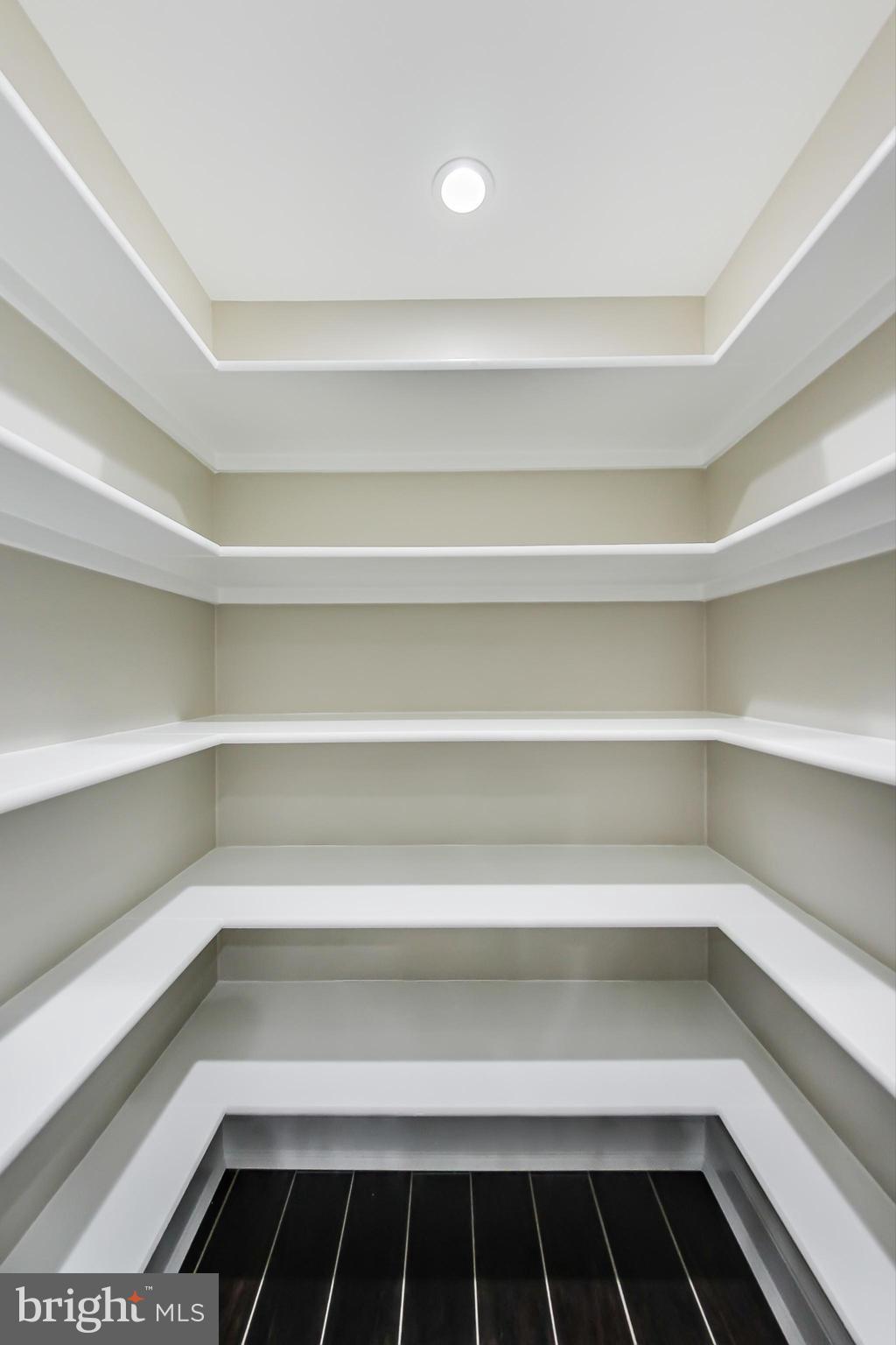 FRANCONIA - Residential