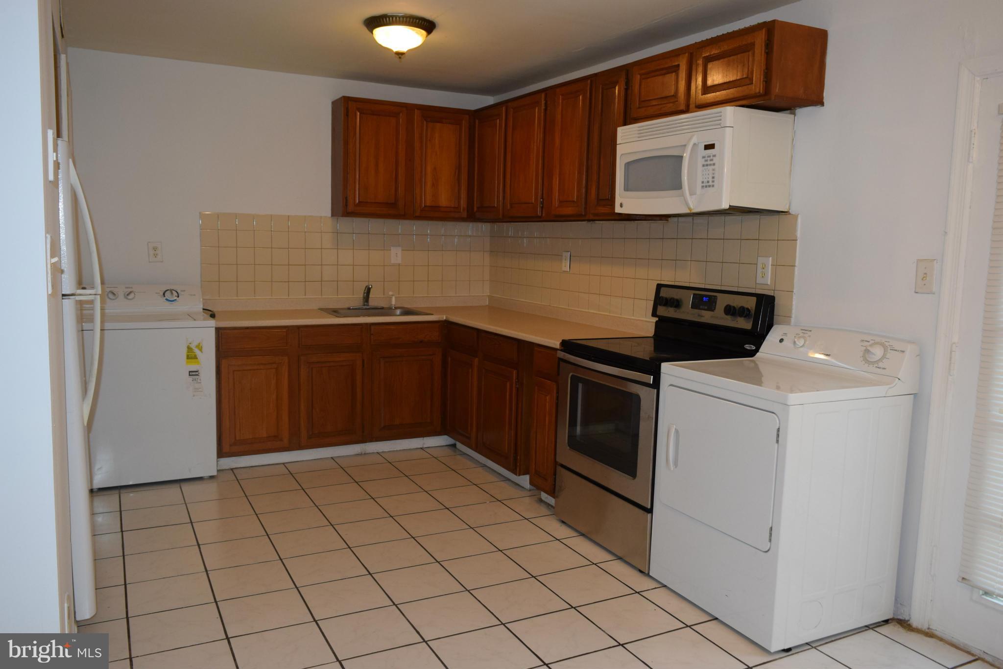 BRAGG HILL TOWNHOUSES - Residential Lease