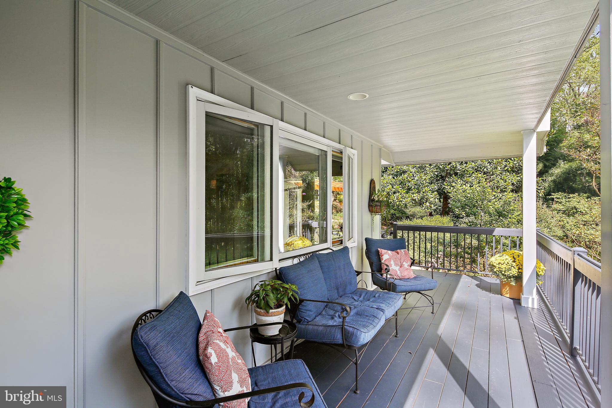 FOUR WINDS - Residential