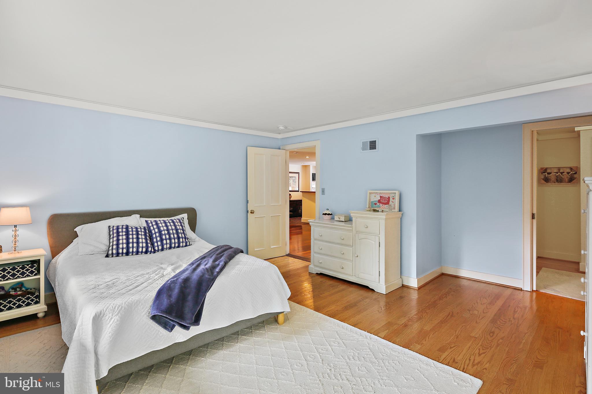 FOUR WINDS - Residential