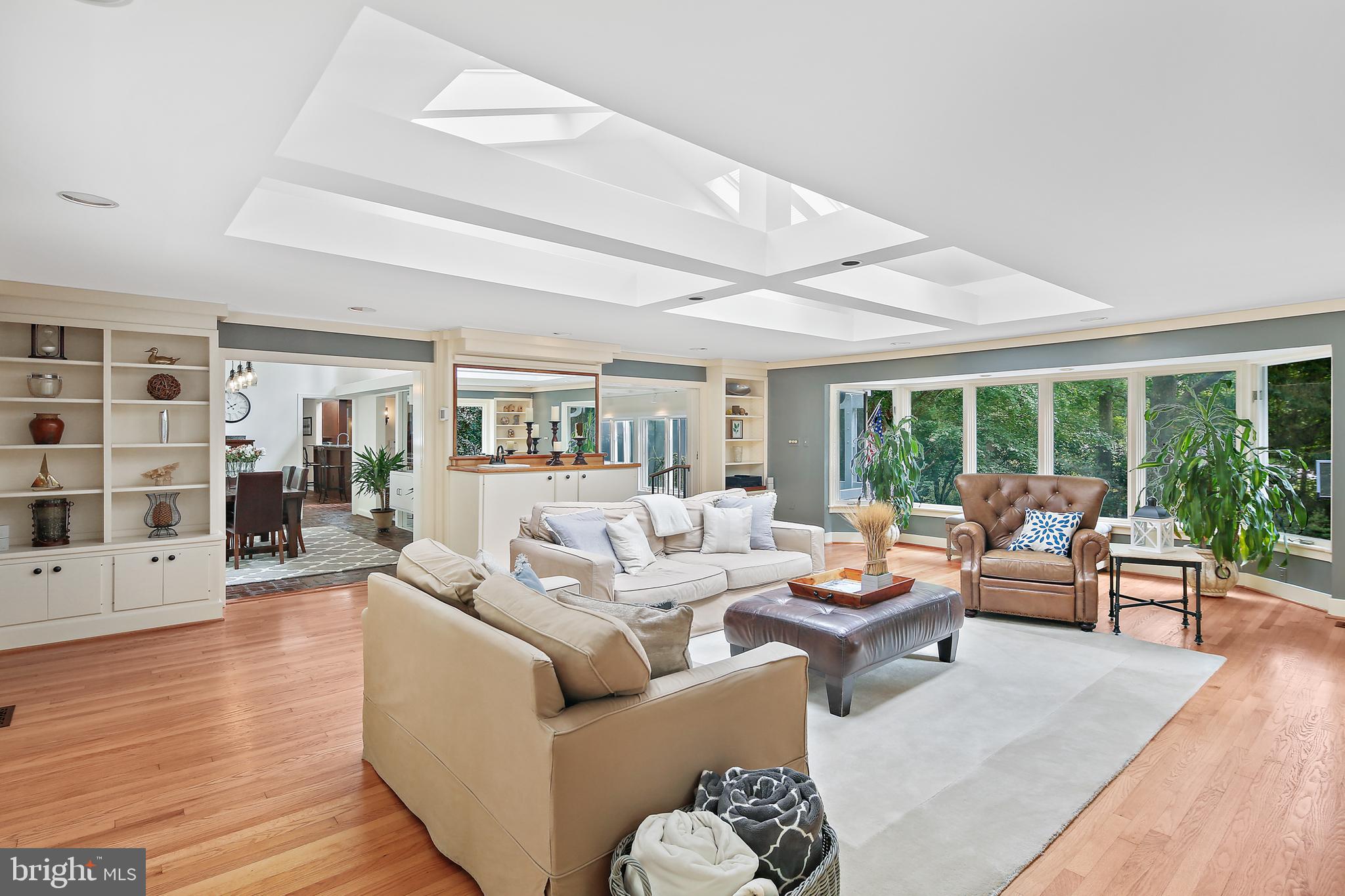 FOUR WINDS - Residential