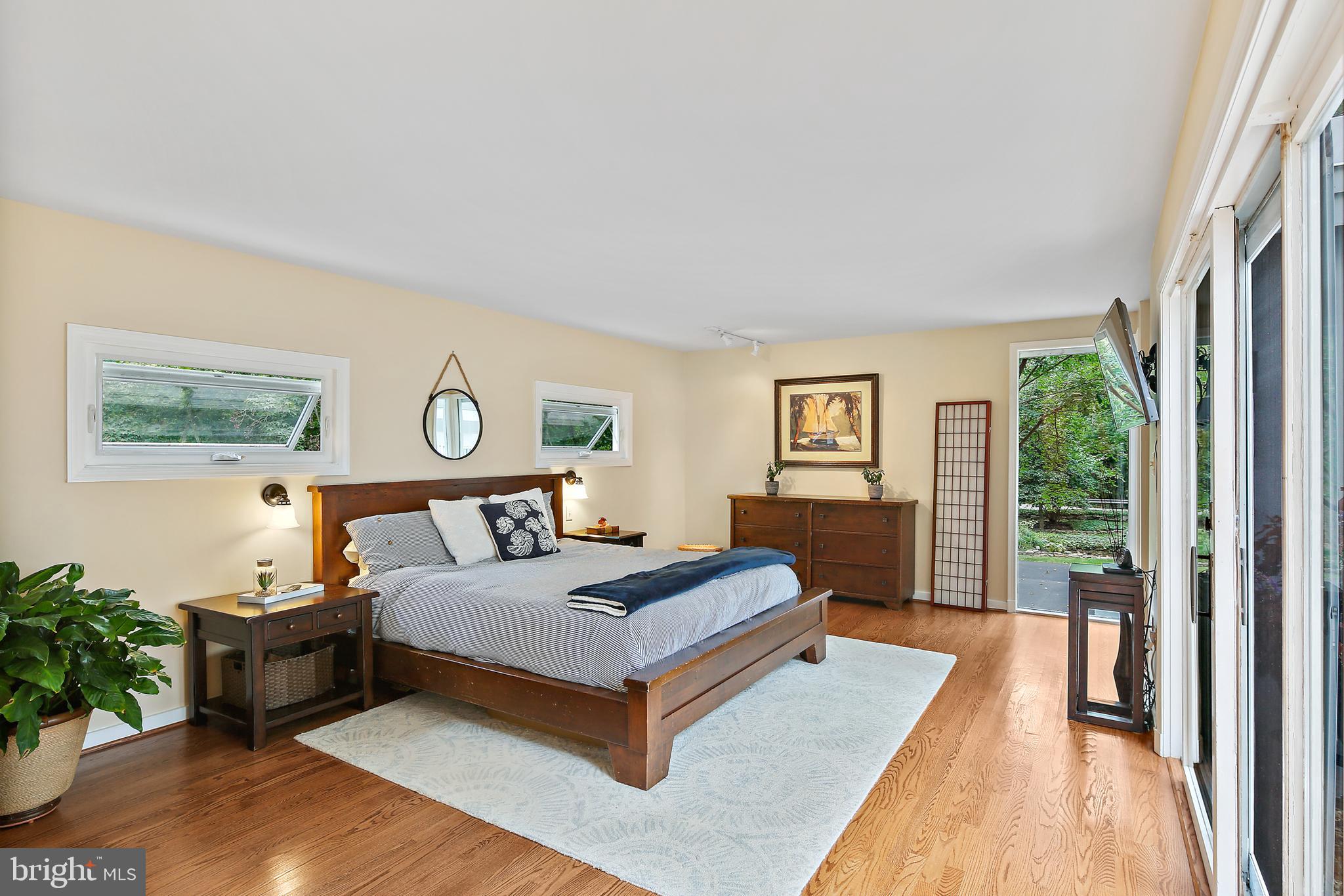 FOUR WINDS - Residential