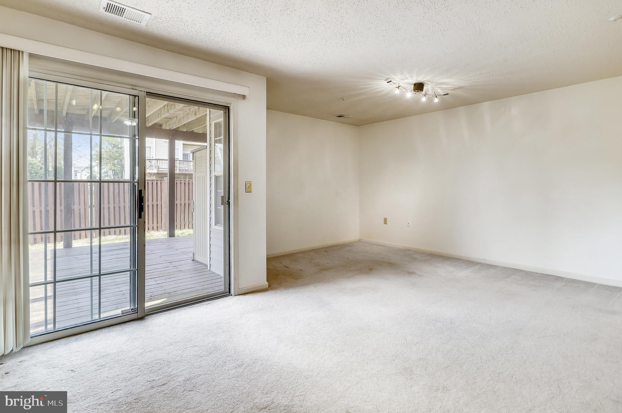 CROFTON VILLAGE - Residential Lease