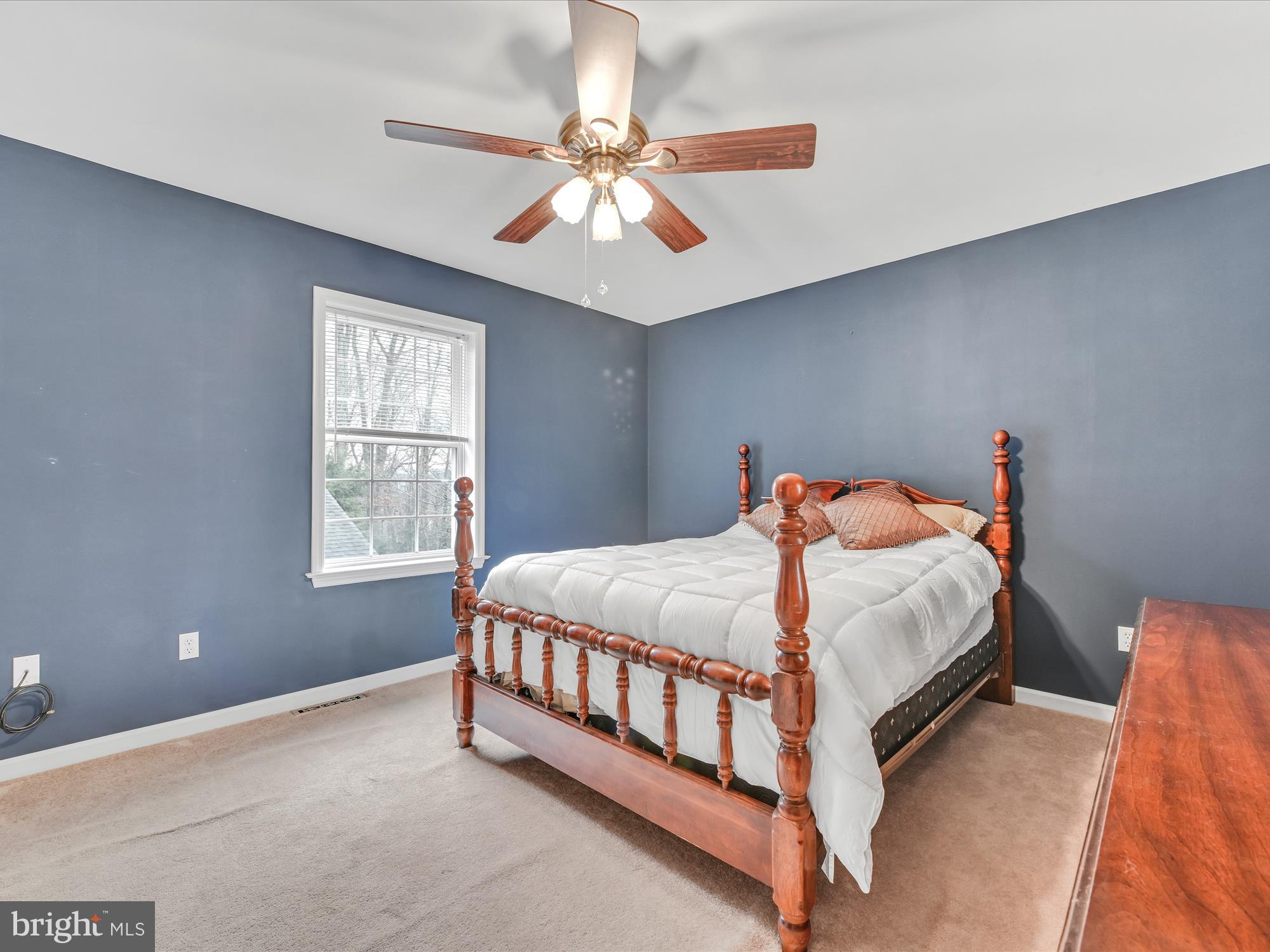 LEGION ACRES - Residential