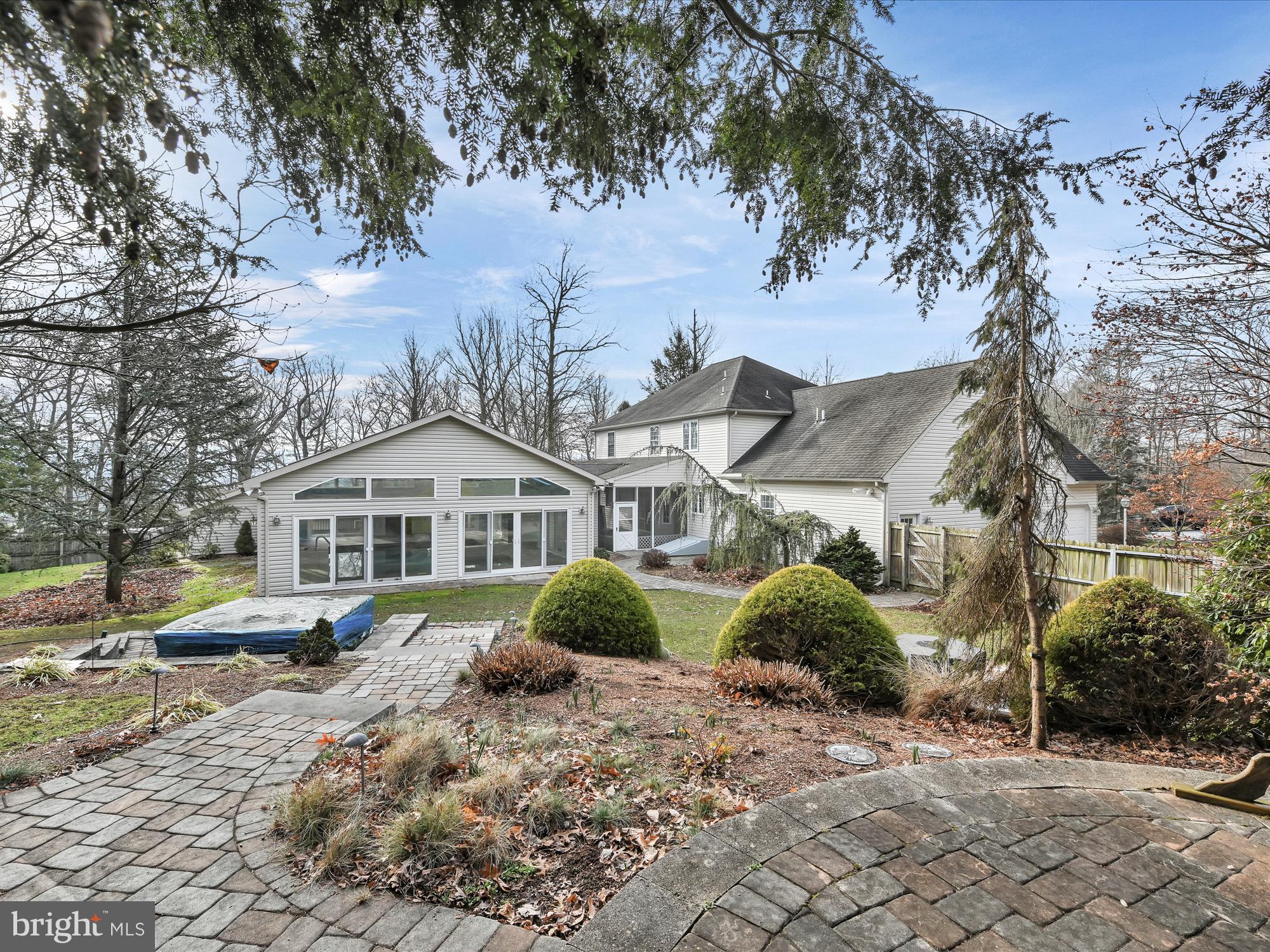 LEGION ACRES - Residential