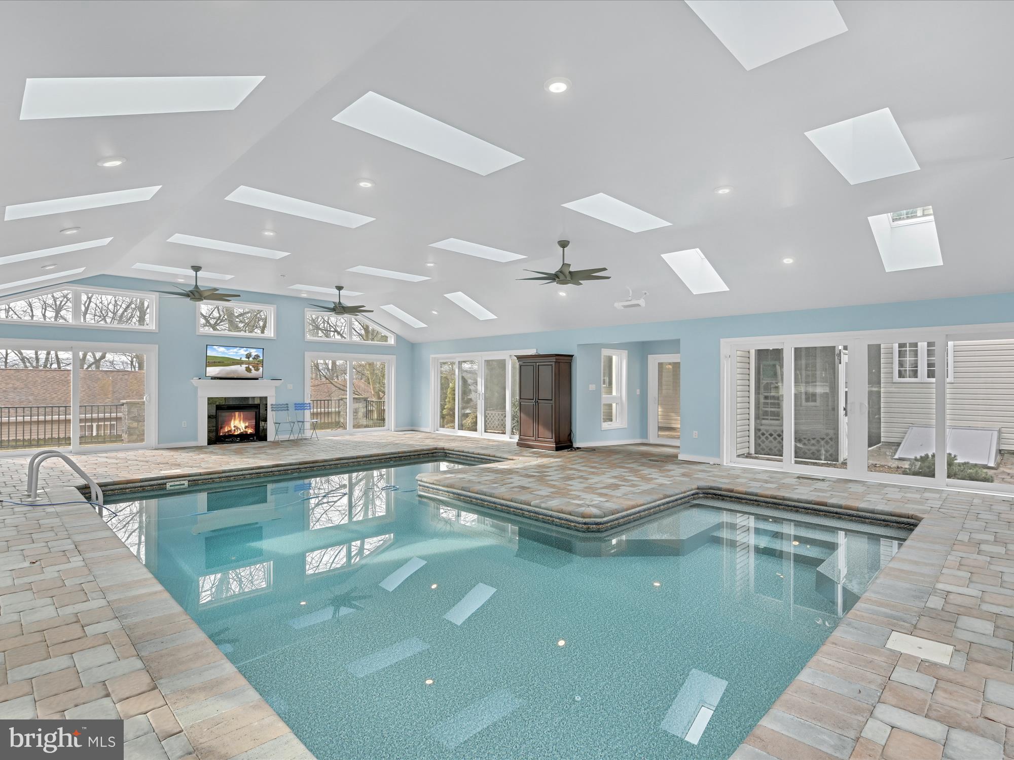 LEGION ACRES - Residential