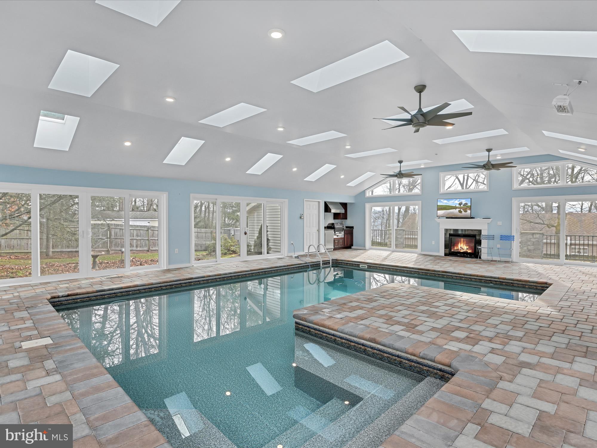 LEGION ACRES - Residential