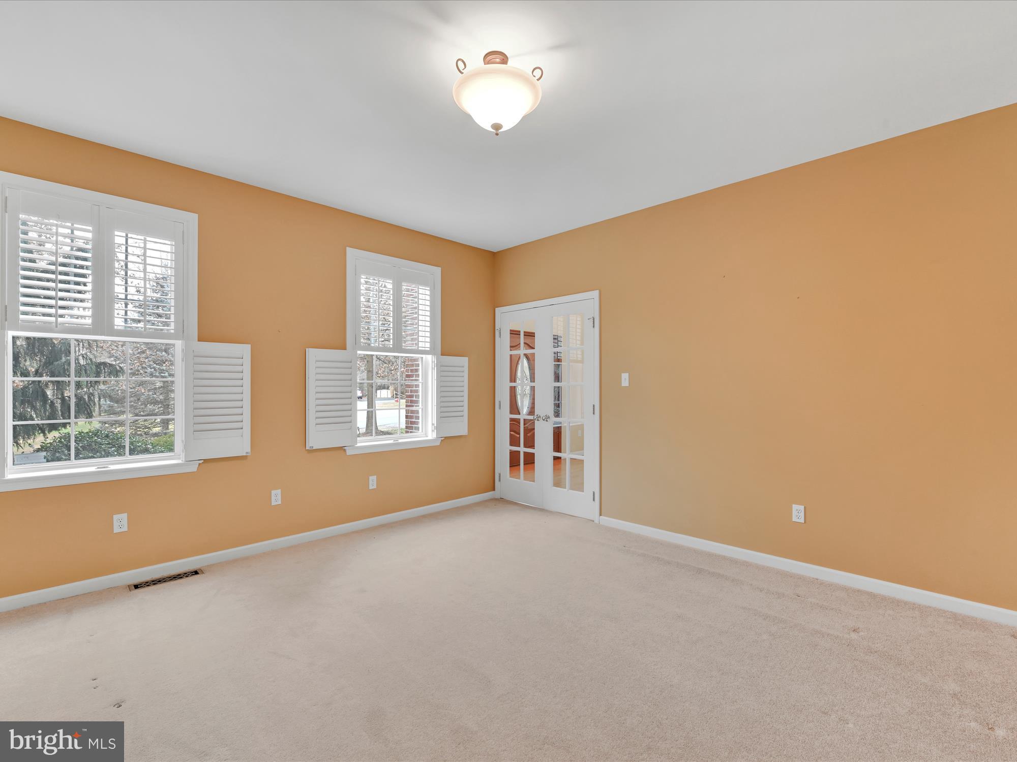 LEGION ACRES - Residential