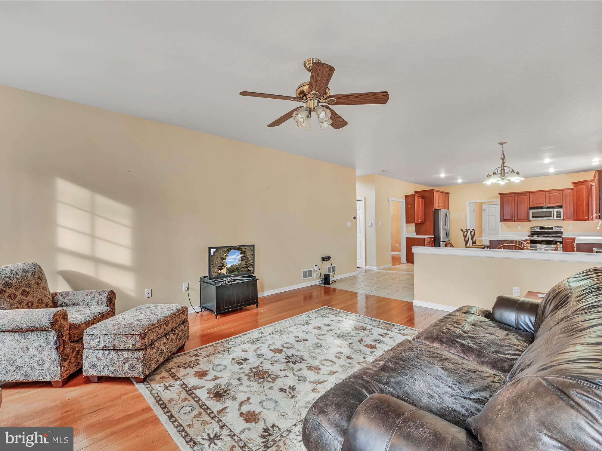 LEGION ACRES - Residential