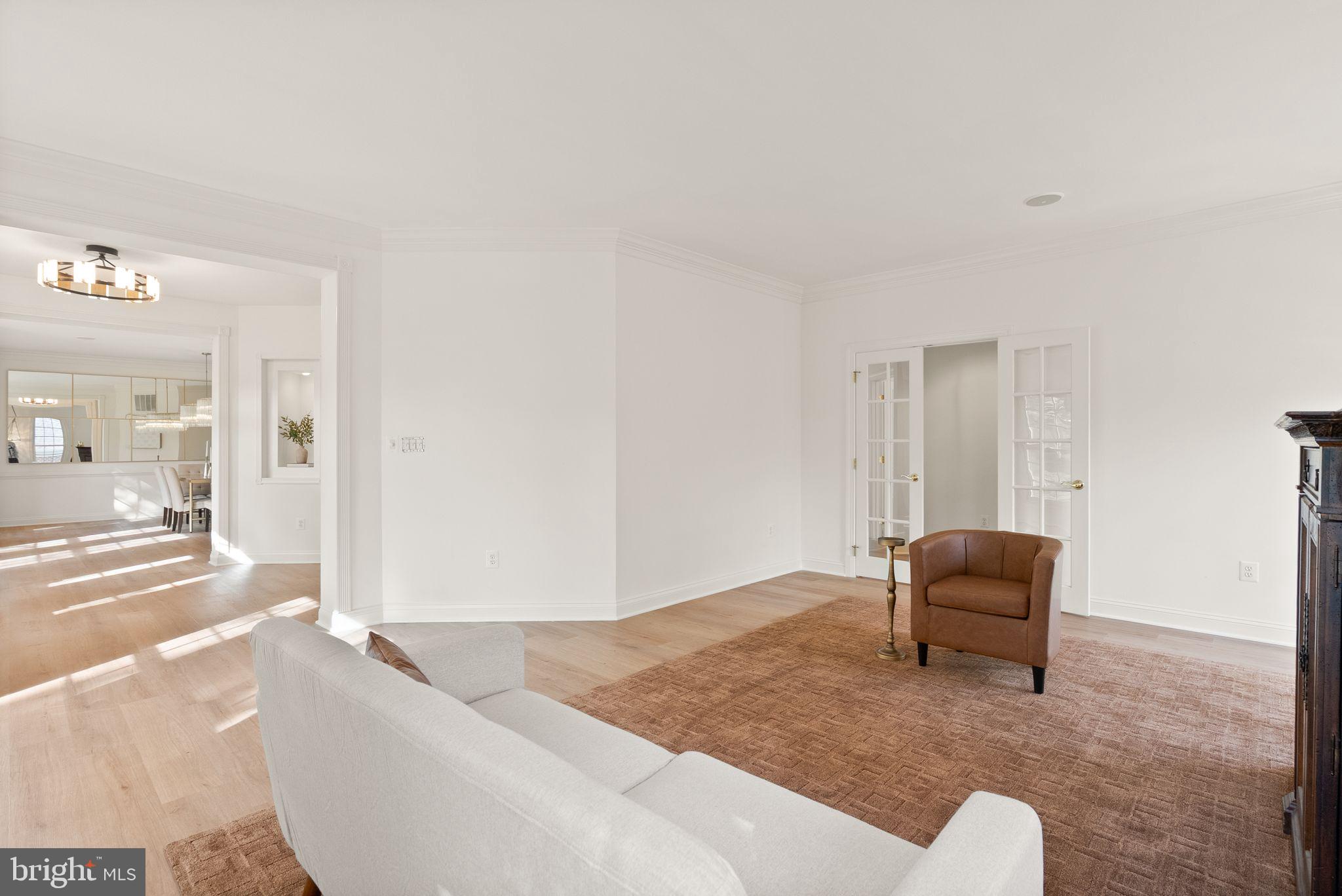 RIVER CREEK - Residential