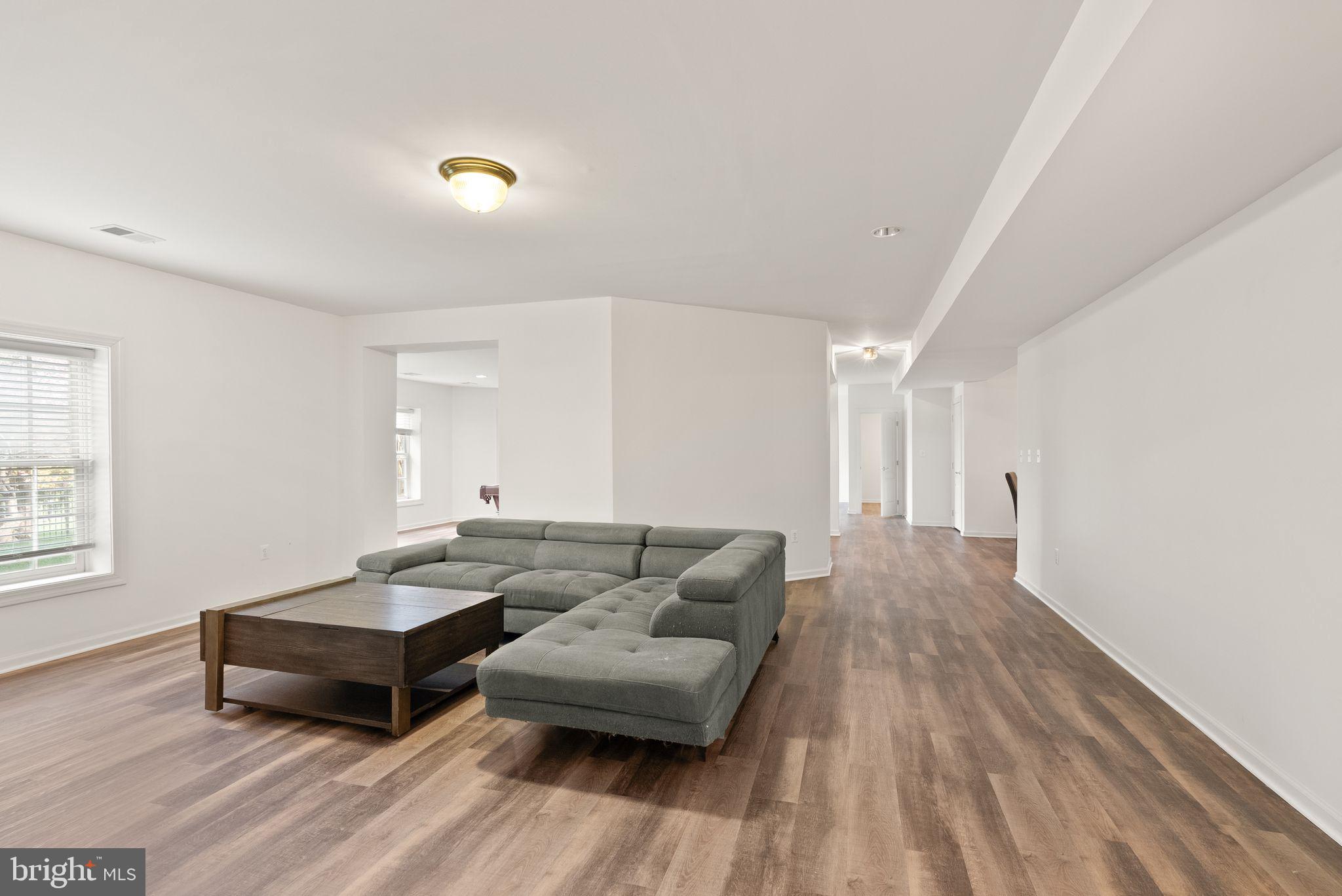 RIVER CREEK - Residential