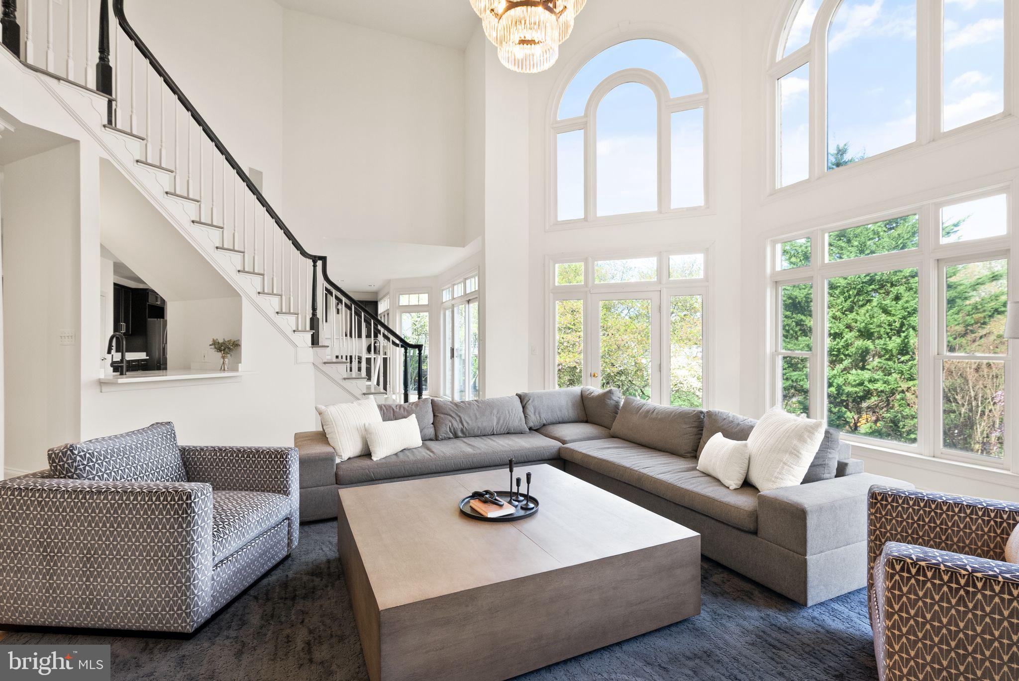 RIVER CREEK - Residential